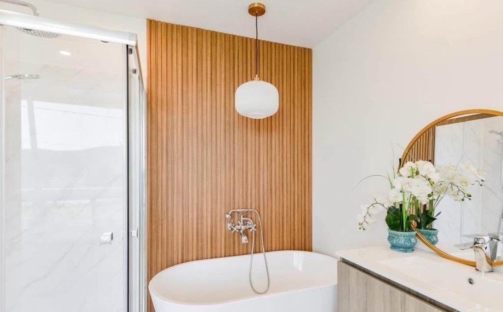 Powder room - 10651 Rg St-Étienne, Mirabel, QC - Indoor Photo Showing Bathroom