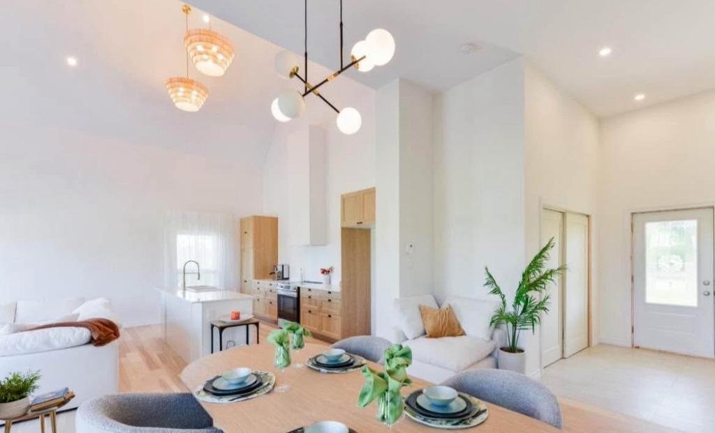 Dining room - 10651 Rg St-Étienne, Mirabel, QC - Indoor Photo Showing Dining Room