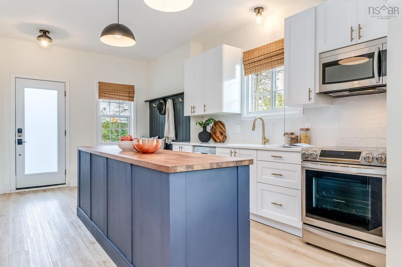 3 Hare Lane, Dartmouth, NS