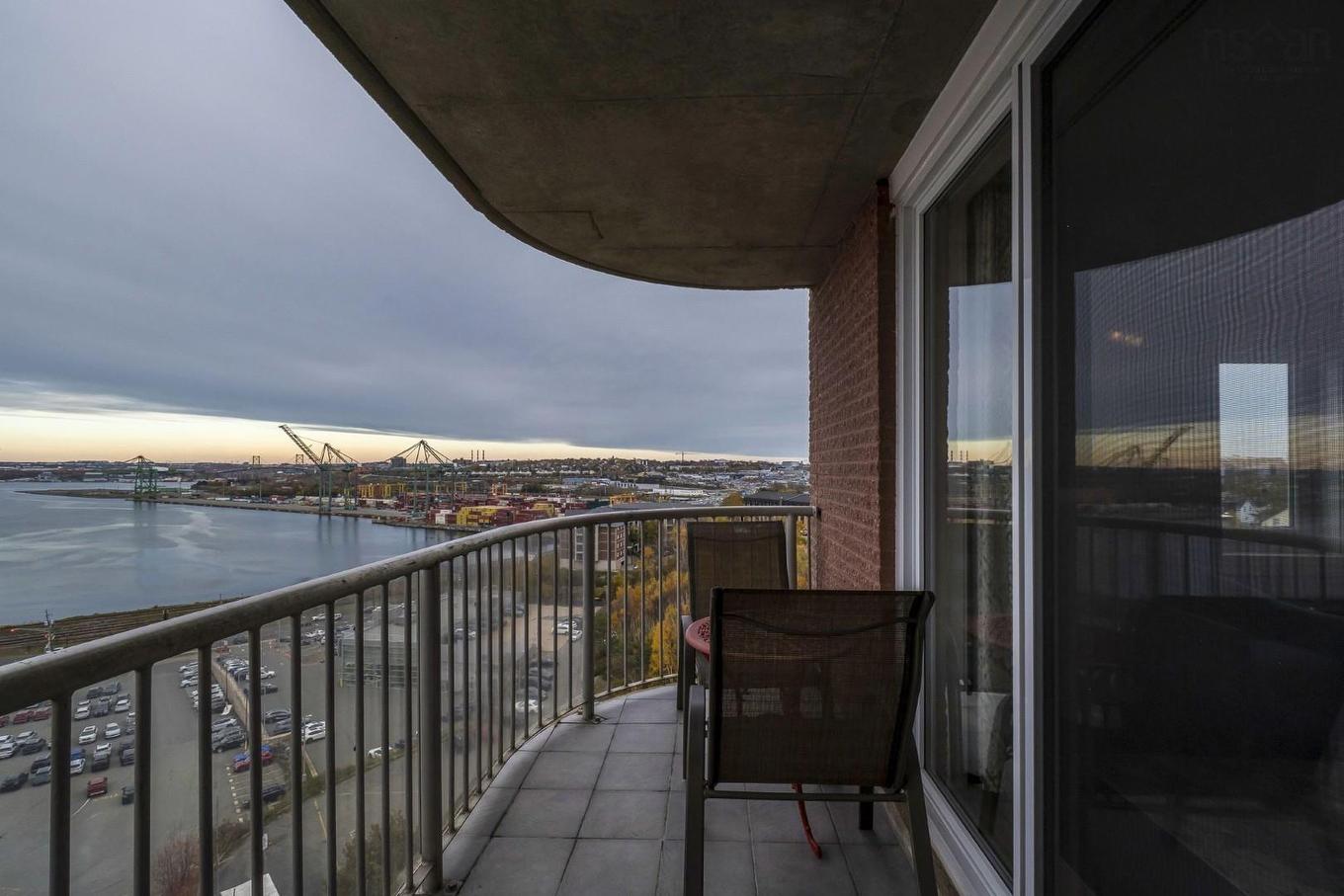 821 45 Vimy Avenue, Halifax, NS