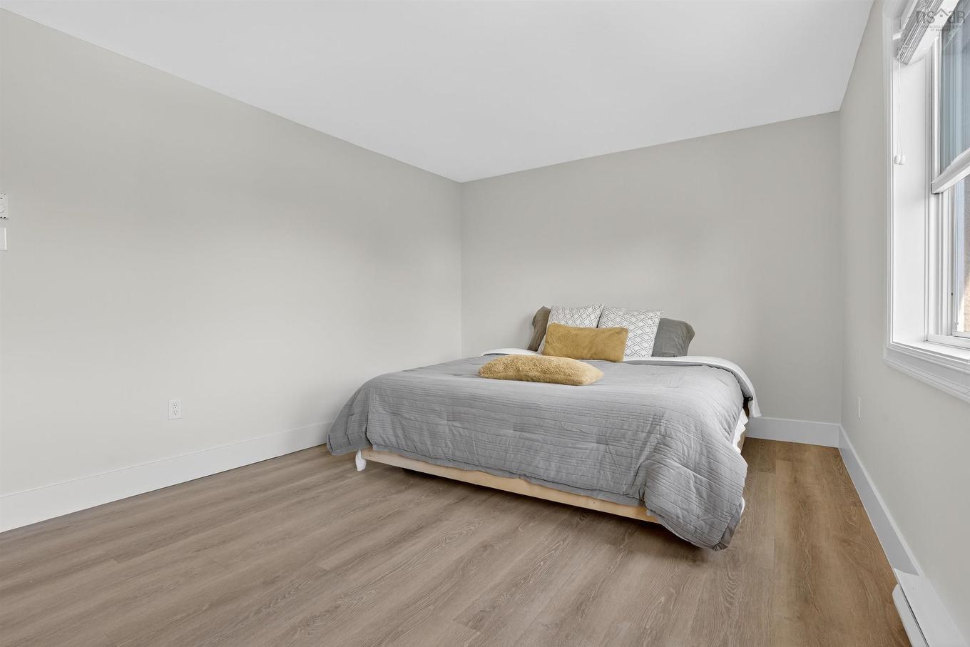 409 87 Kearney Lake Road, Halifax, NS