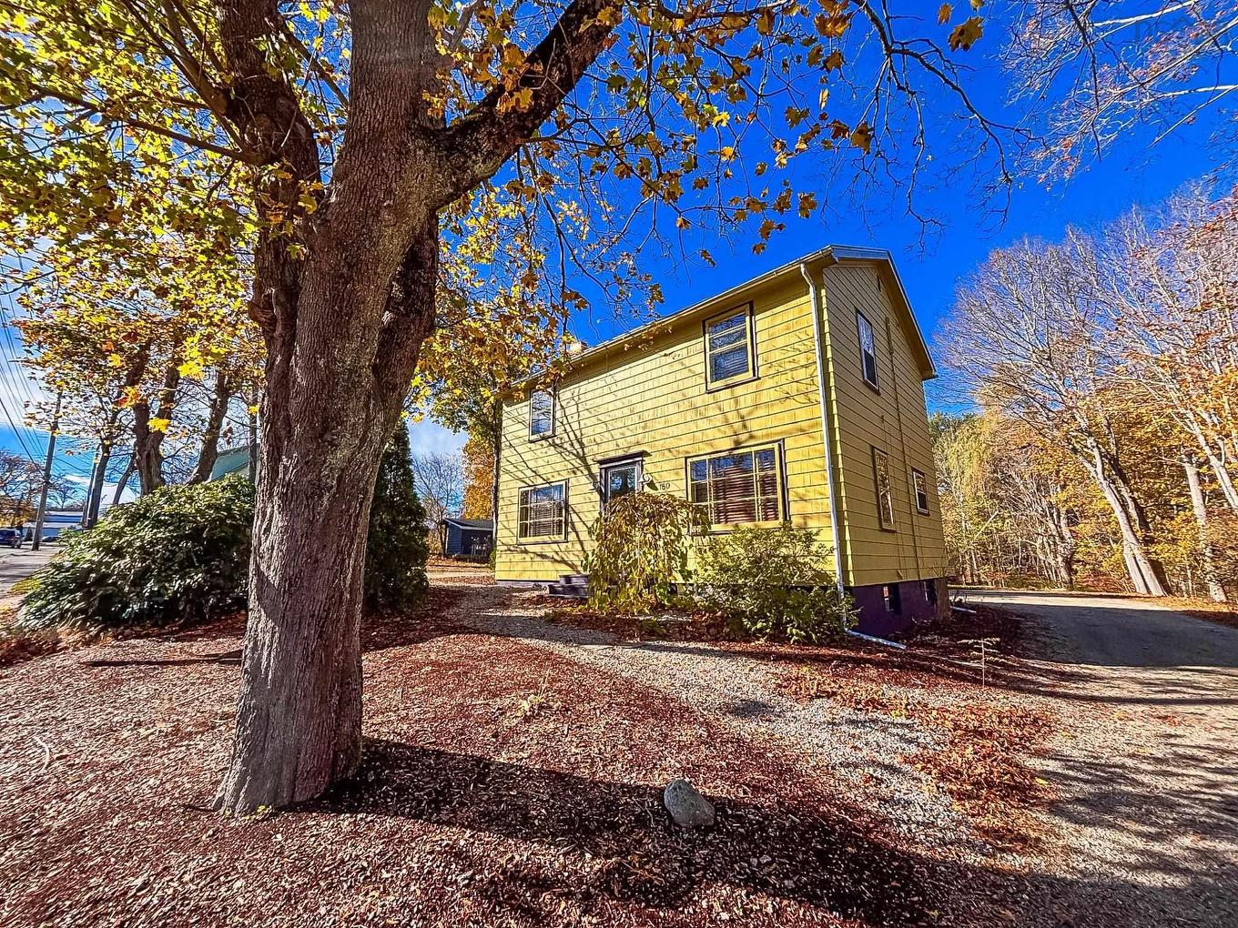 180 Dufferin Street, Bridgewater, NS