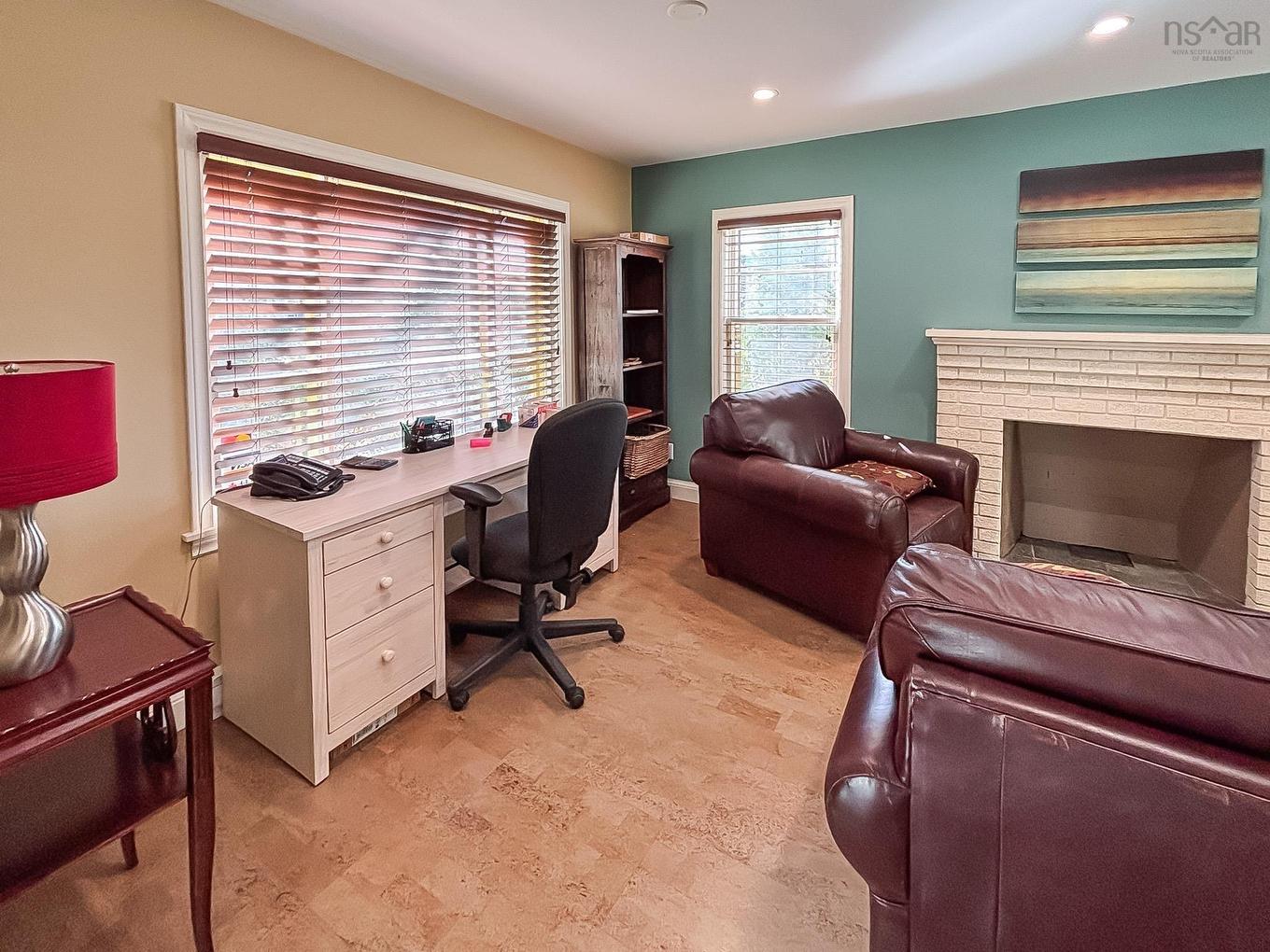 180 Dufferin Street, Bridgewater, NS