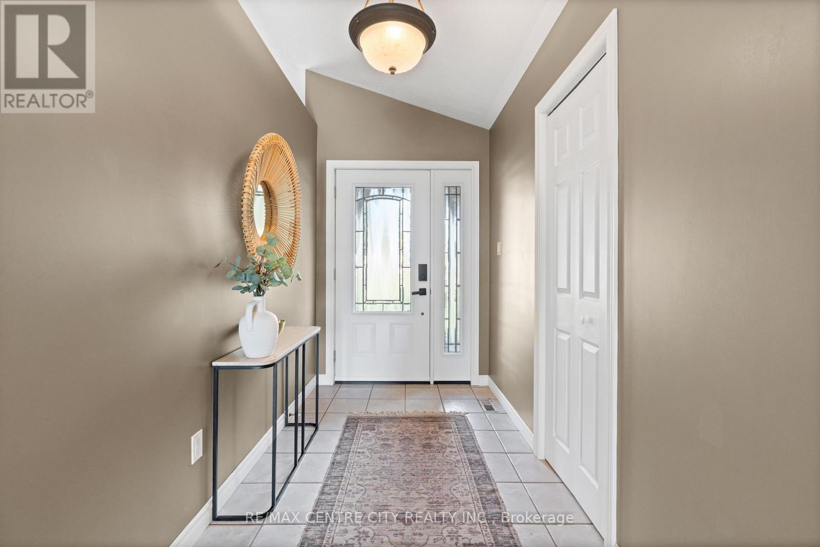 Time for inside! - 50015 John Wise Line, Malahide, ON - Indoor Photo Showing Other Room