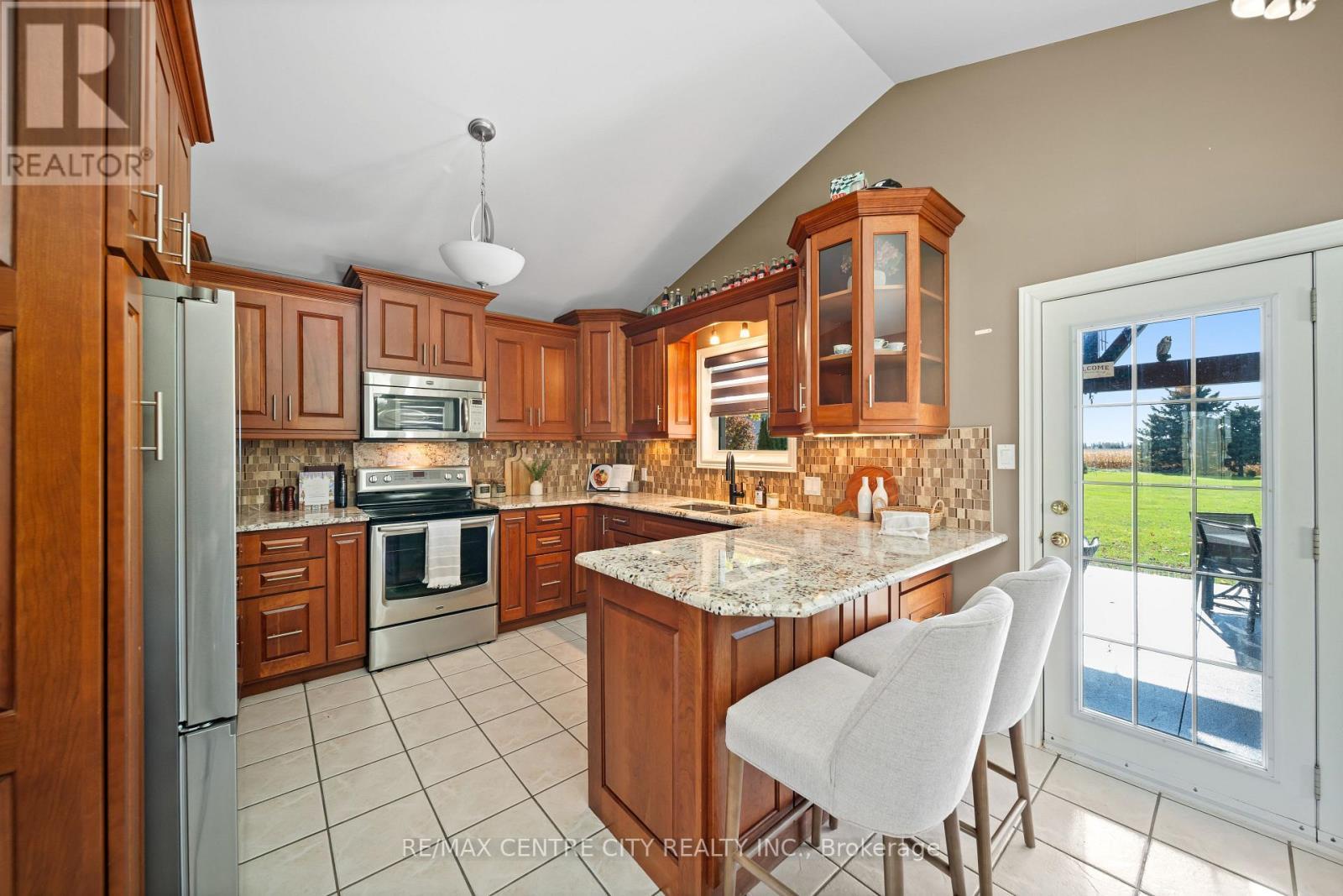 New kitchen! - 50015 John Wise Line, Malahide, ON - Indoor Photo Showing Kitchen
