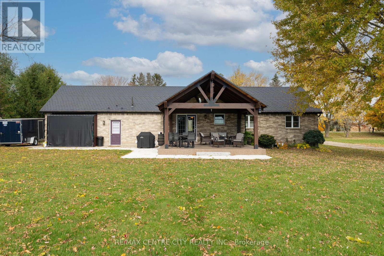 Custom covered patio - 50015 John Wise Line, Malahide, ON - Outdoor With Deck Patio Veranda
