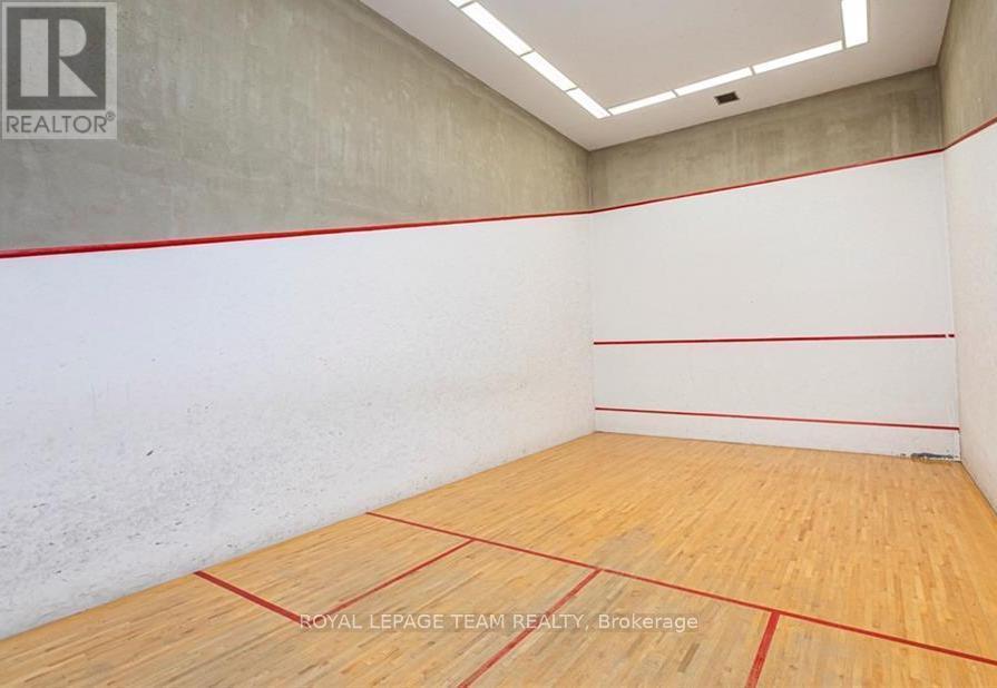 102 - 2760 Carousel Crescent, Ottawa, ON - Indoor Photo Showing Other Room