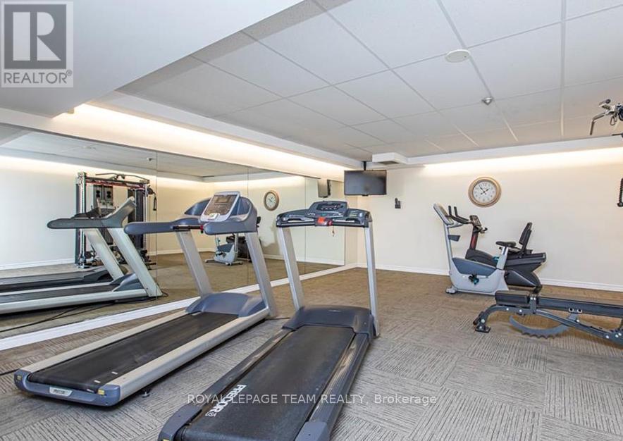 102 - 2760 Carousel Crescent, Ottawa, ON - Indoor Photo Showing Gym Room