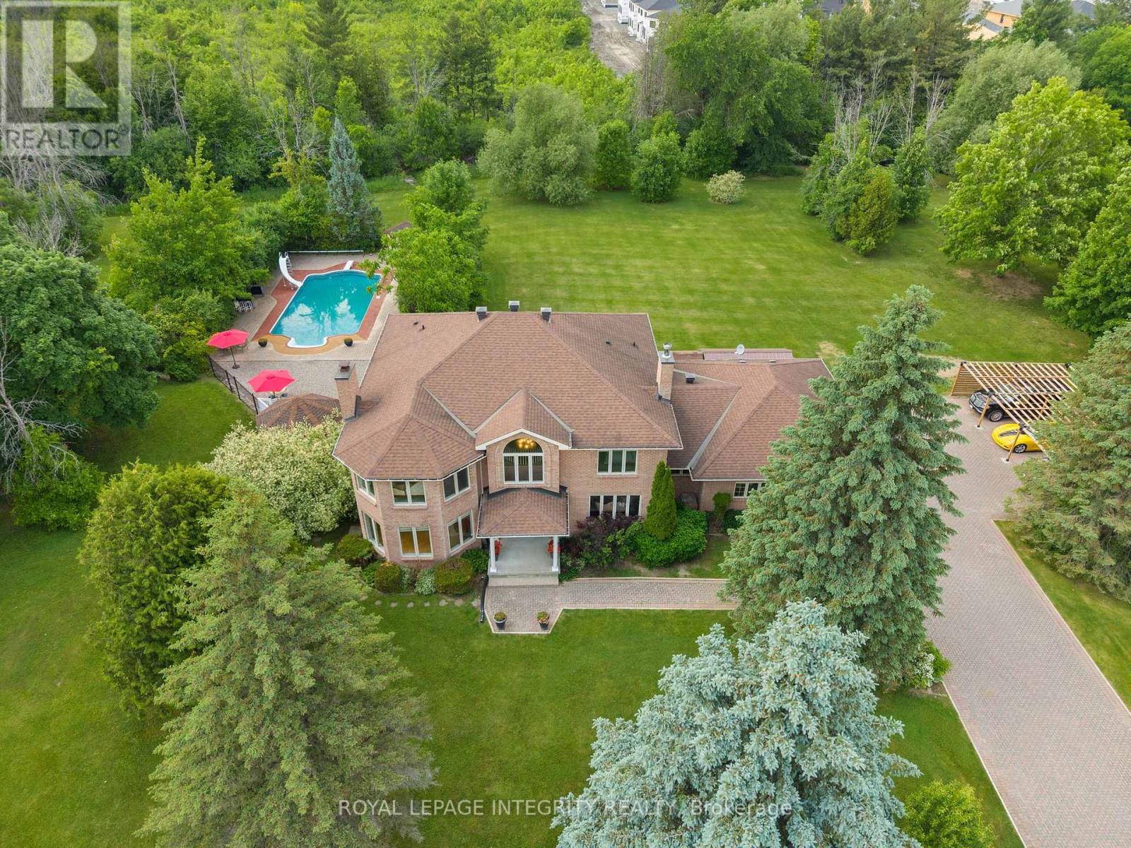 22 Marchbrook Circle, Ottawa, ON - Outdoor