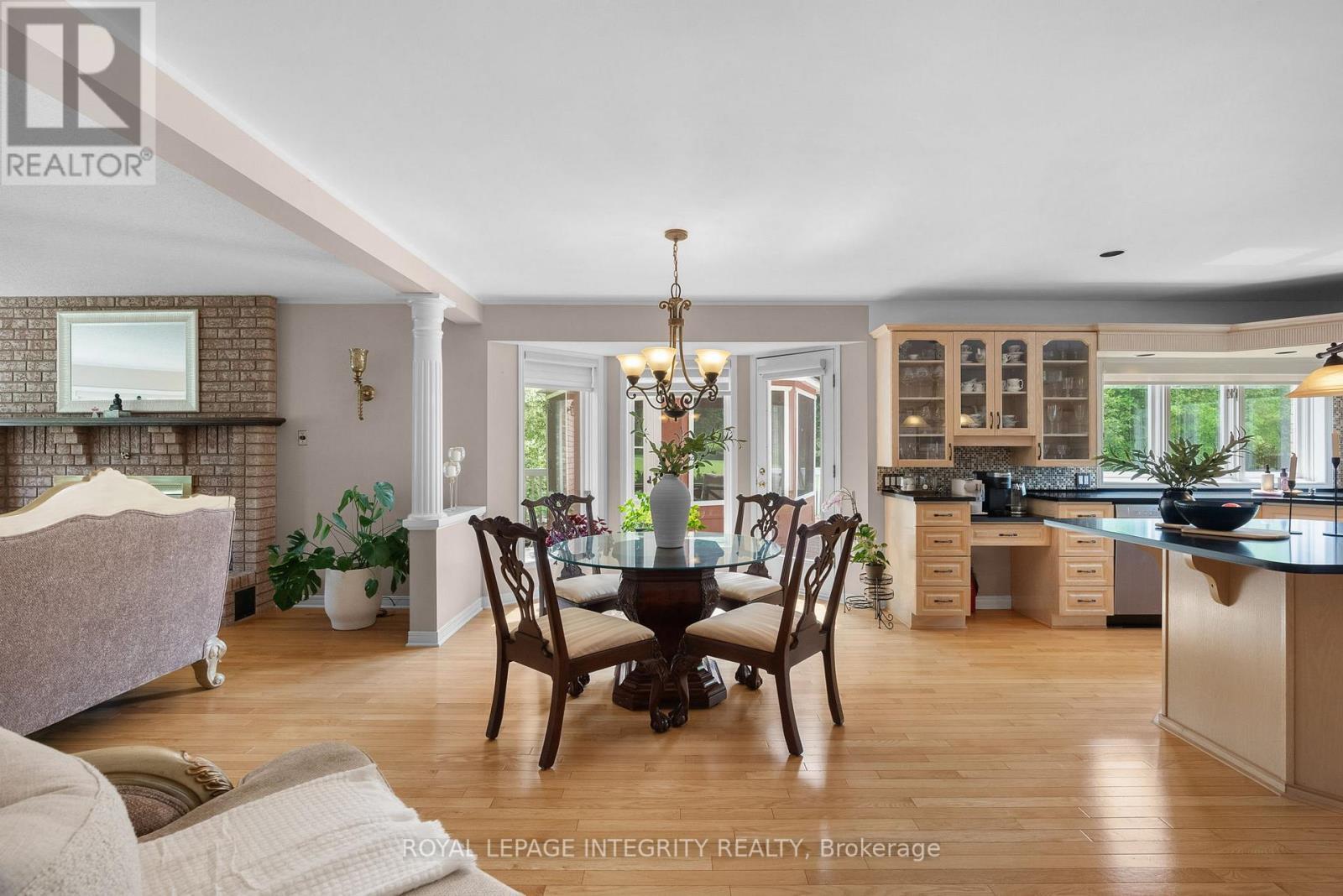 22 Marchbrook Circle, Ottawa, ON - Indoor