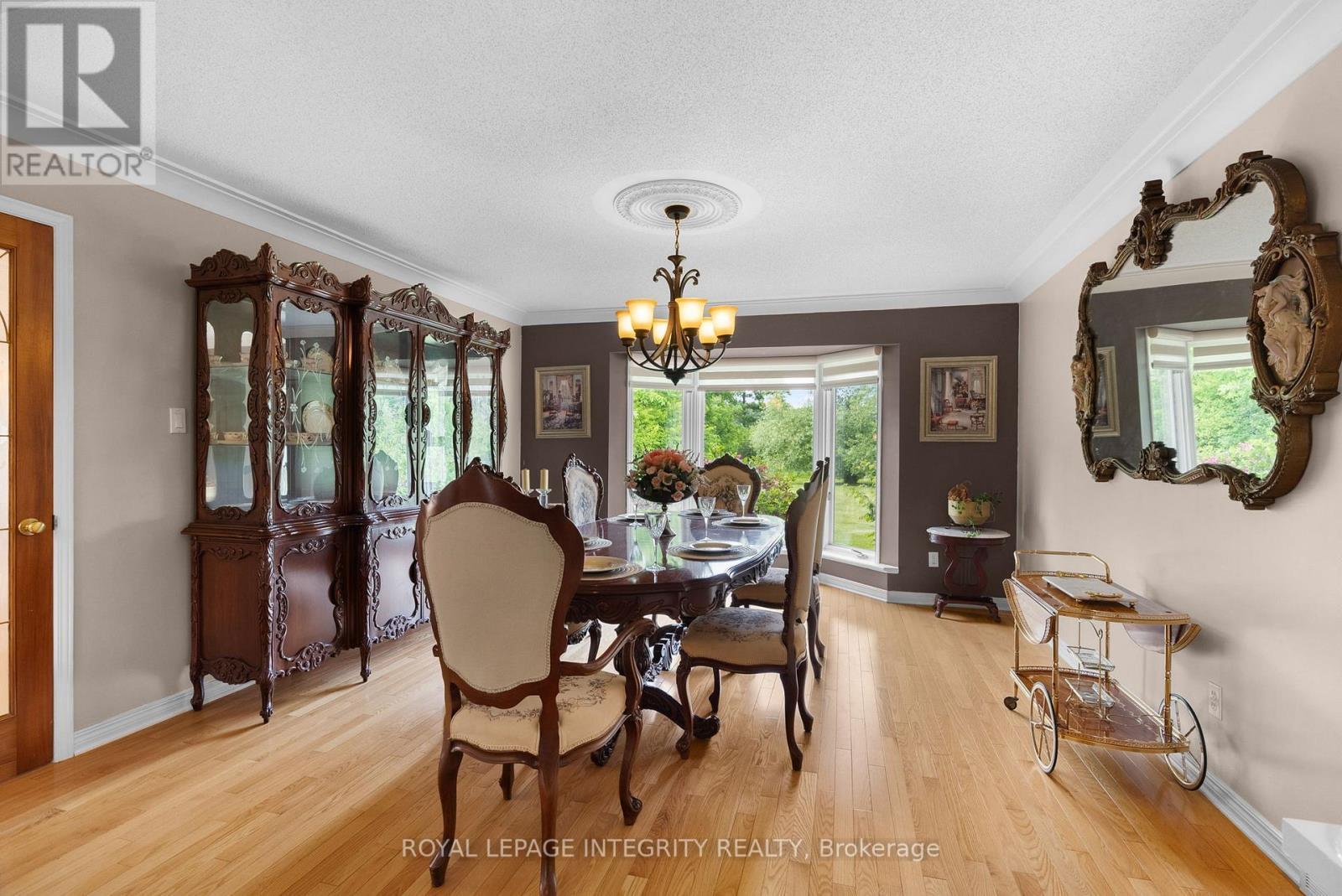 22 Marchbrook Circle, Ottawa, ON - Indoor Photo Showing Dining Room