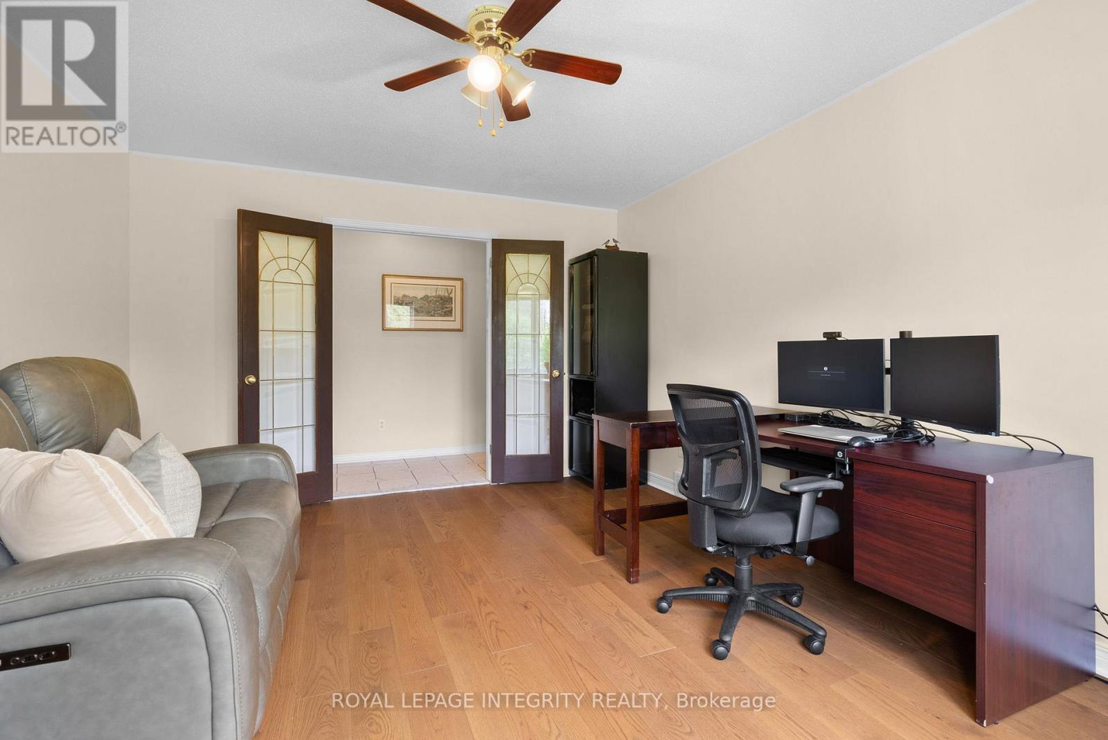 22 Marchbrook Circle, Ottawa, ON - Indoor Photo Showing Other Room