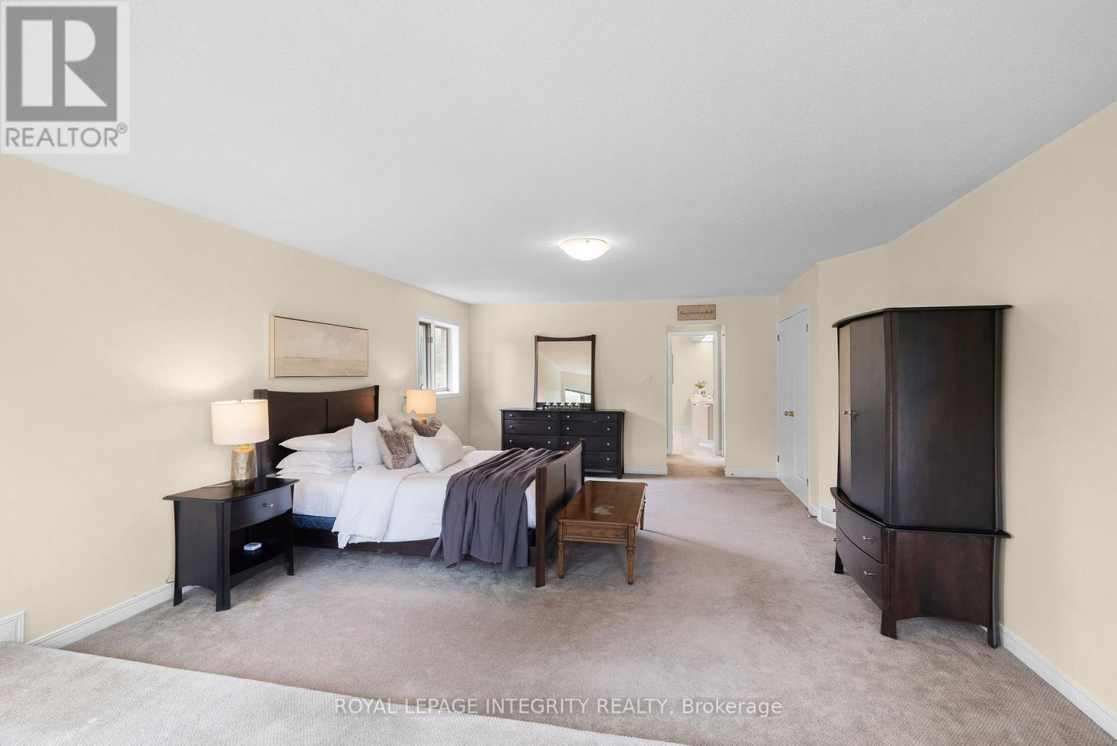 22 Marchbrook Circle, Ottawa, ON - Indoor Photo Showing Bedroom
