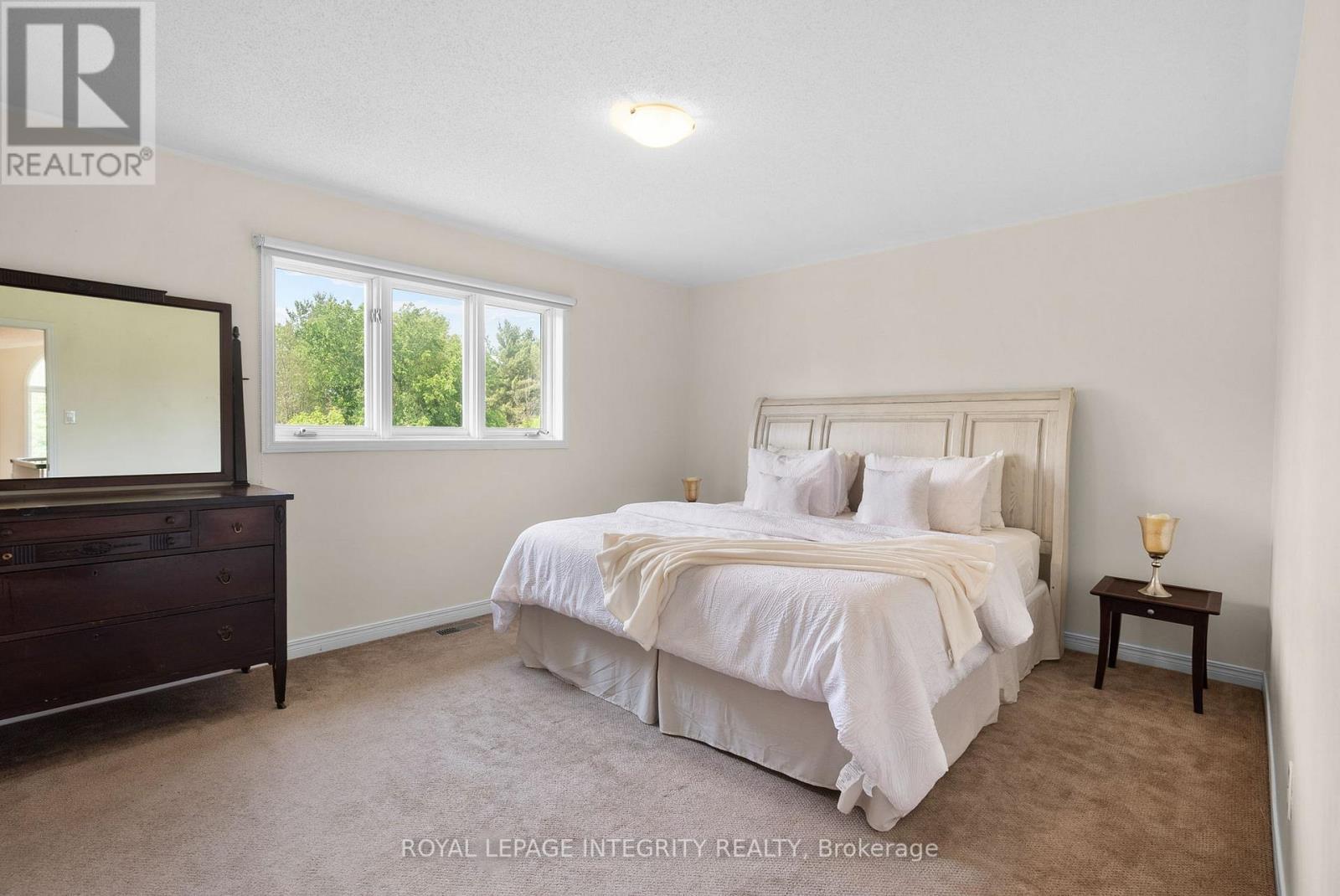 22 Marchbrook Circle, Ottawa, ON - Indoor Photo Showing Bedroom