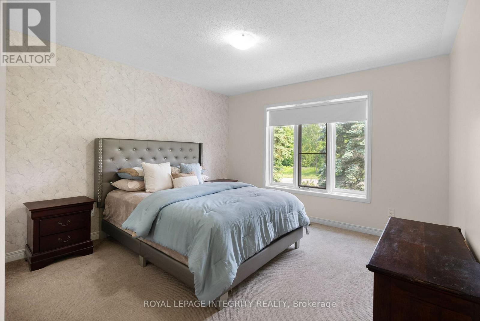 22 Marchbrook Circle, Ottawa, ON - Indoor Photo Showing Bedroom