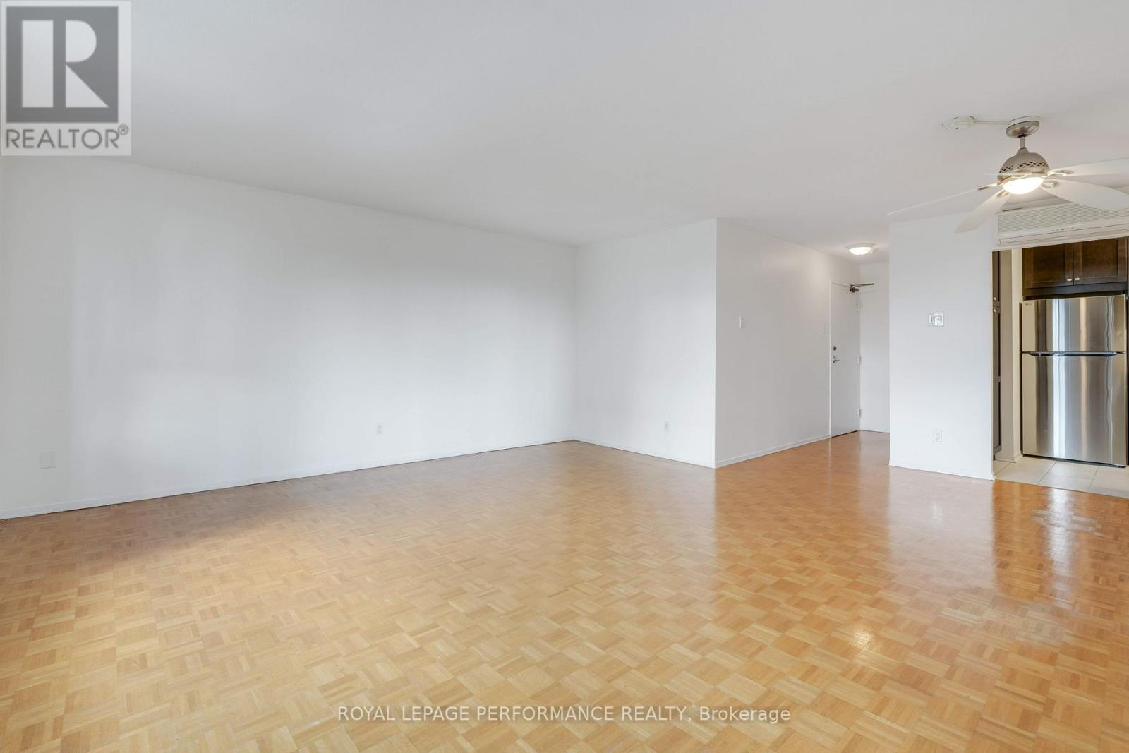 Living Room / Dining room - 308 - 475 Laurier Avenue W, Ottawa, ON - Indoor Photo Showing Other Room