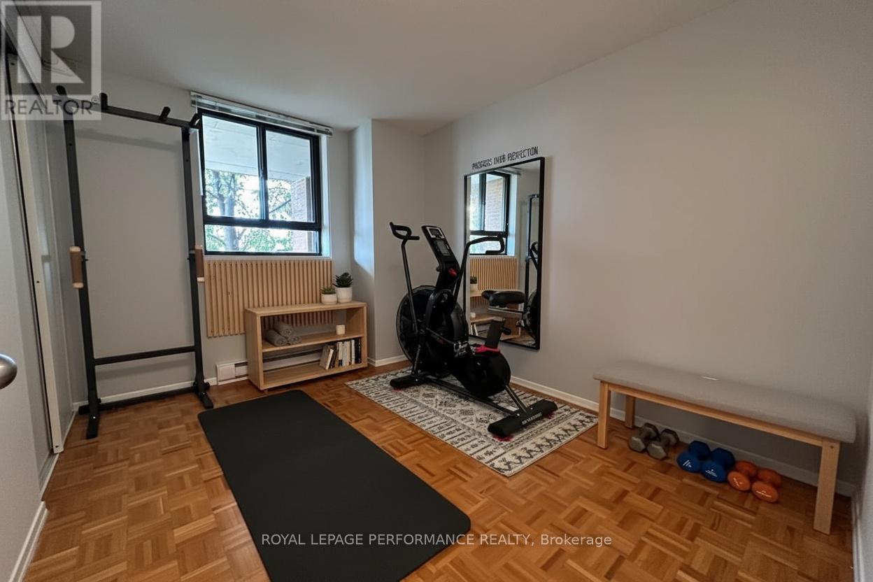 308 - 475 Laurier Avenue W, Ottawa, ON - Indoor Photo Showing Gym Room