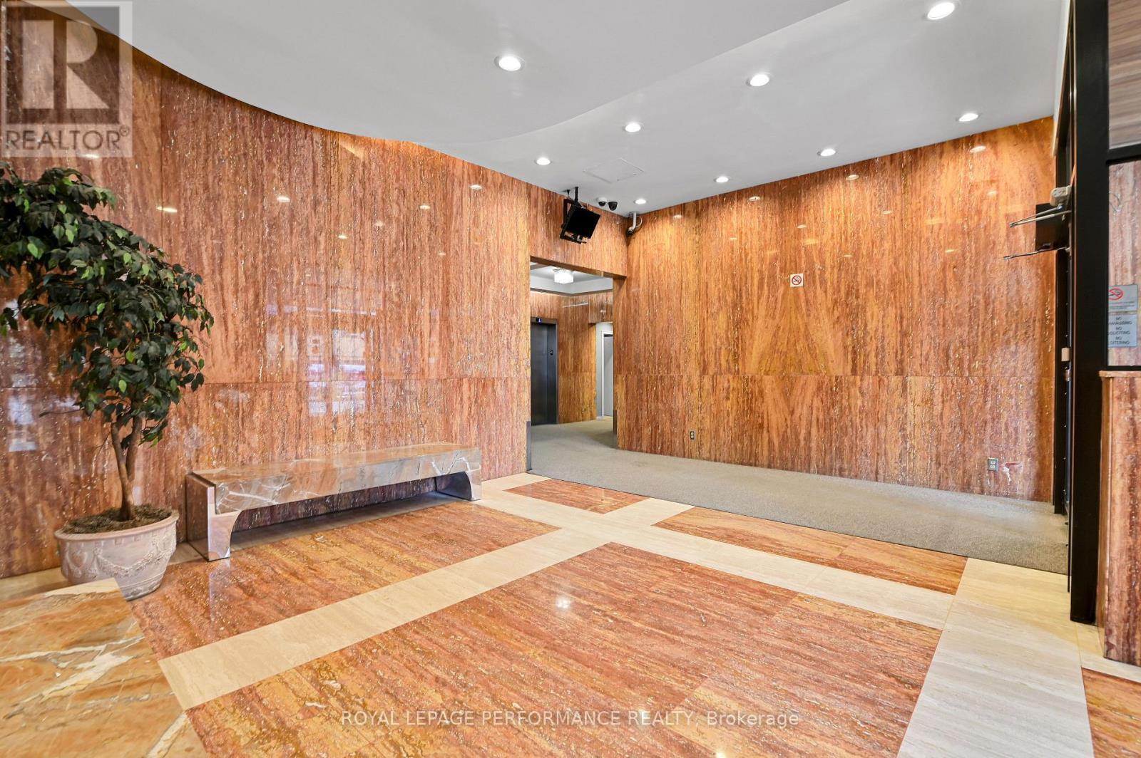 Lobby - 308 - 475 Laurier Avenue W, Ottawa, ON - Indoor Photo Showing Other Room