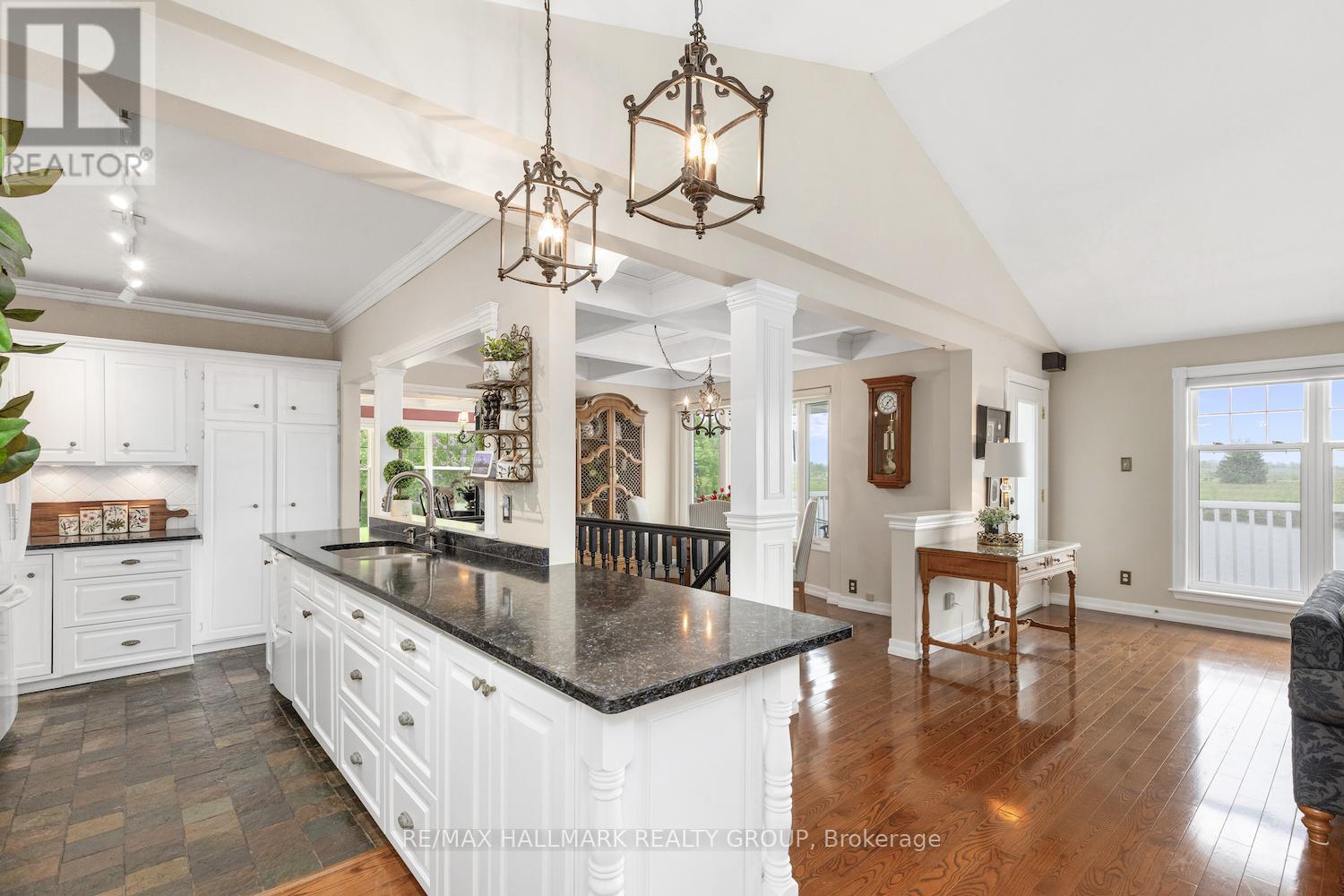 1 Rideau Glen Drive, Ottawa, ON - Indoor