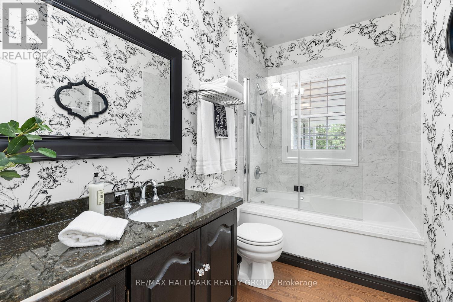 1 Rideau Glen Drive, Ottawa, ON - Indoor Photo Showing Bathroom