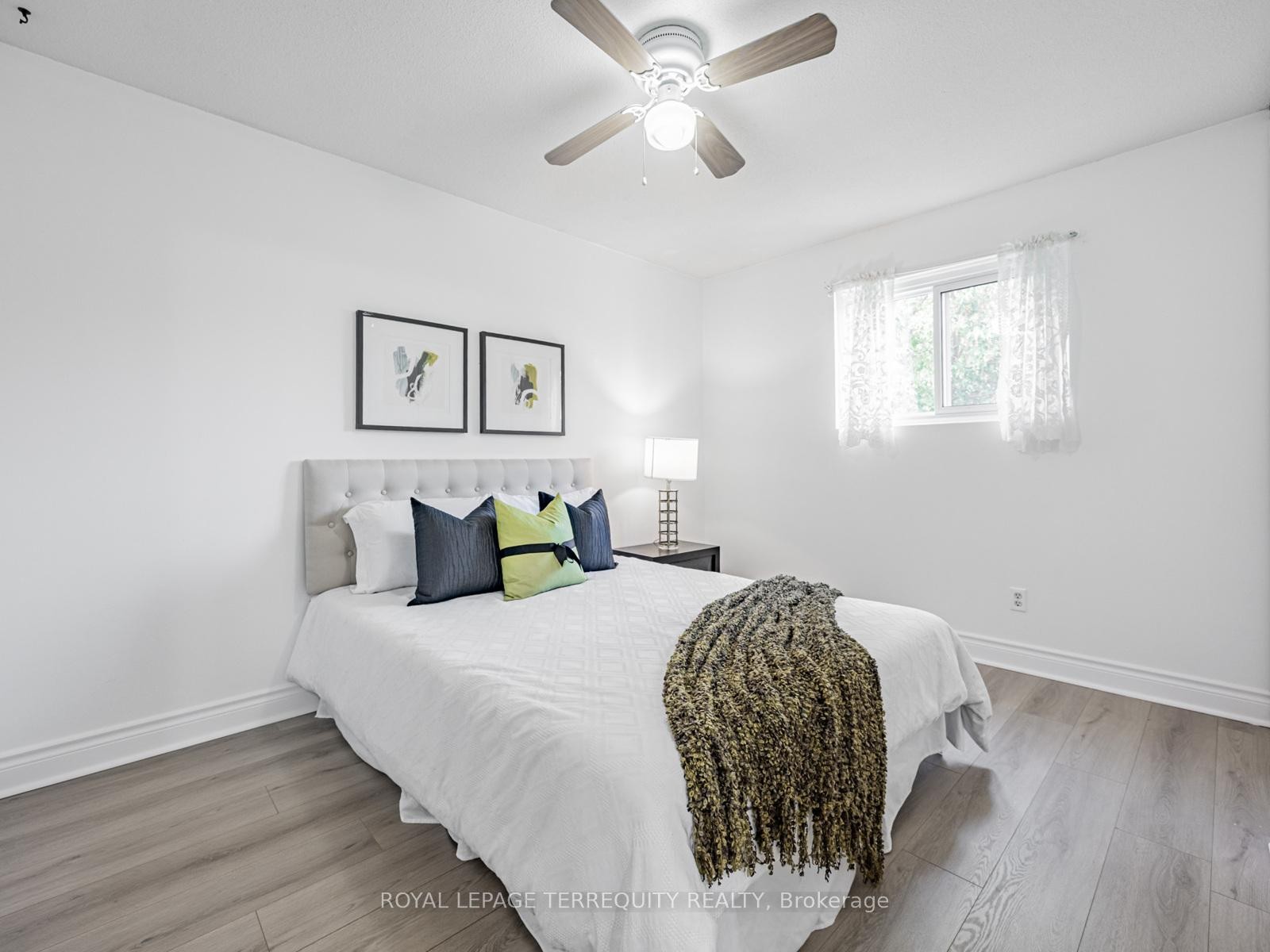 1858 Shadybrook Drive, Pickering, ON - Indoor Photo Showing Bedroom