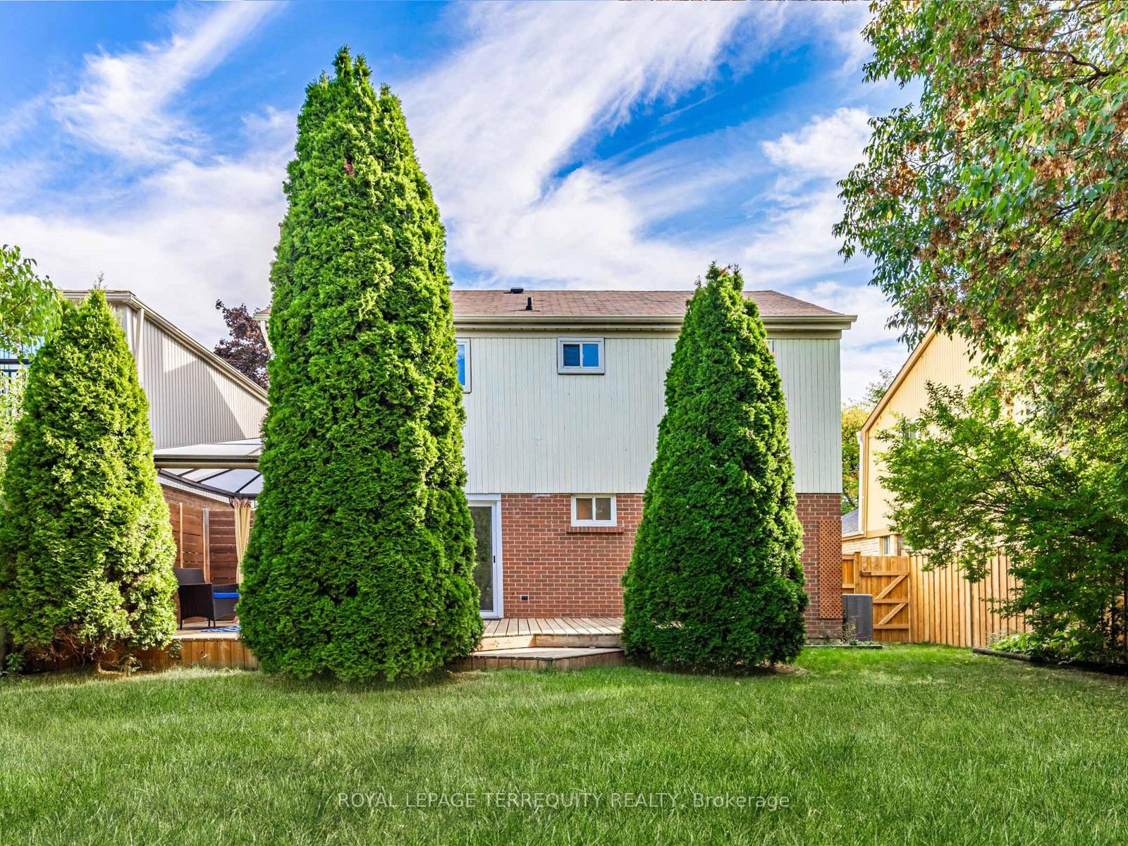 1858 Shadybrook Drive, Pickering, ON - Outdoor
