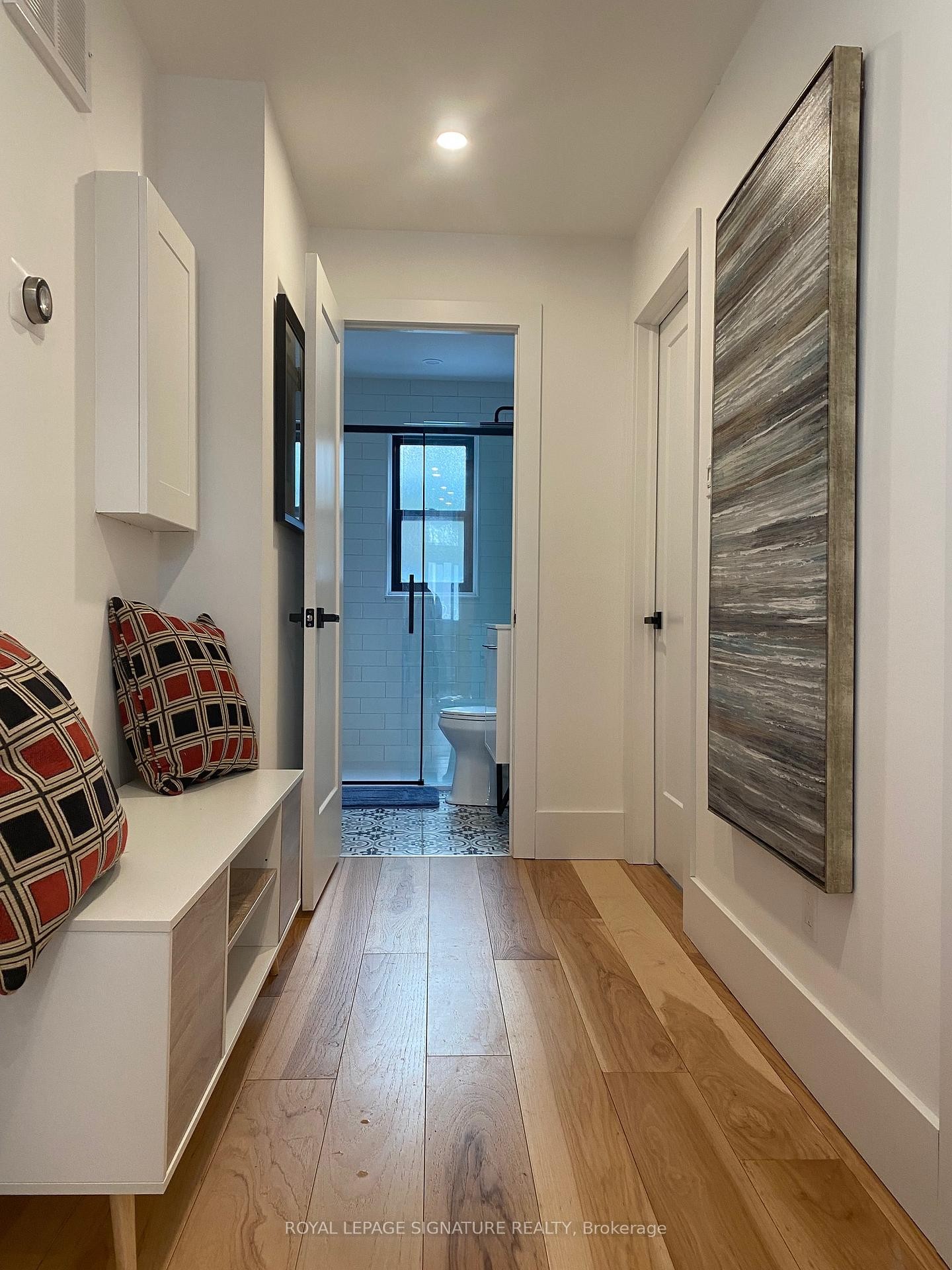 109 Charlton Avenue N, Hamilton, ON - Indoor Photo Showing Other Room