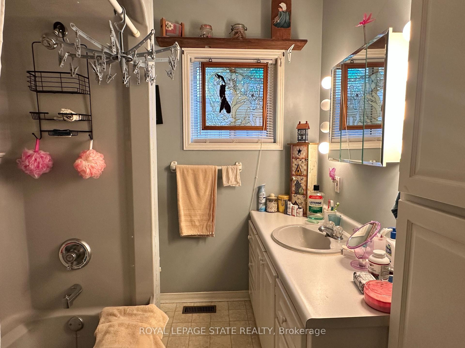 149 Forest Street E, Haldimand, ON - Indoor Photo Showing Bathroom