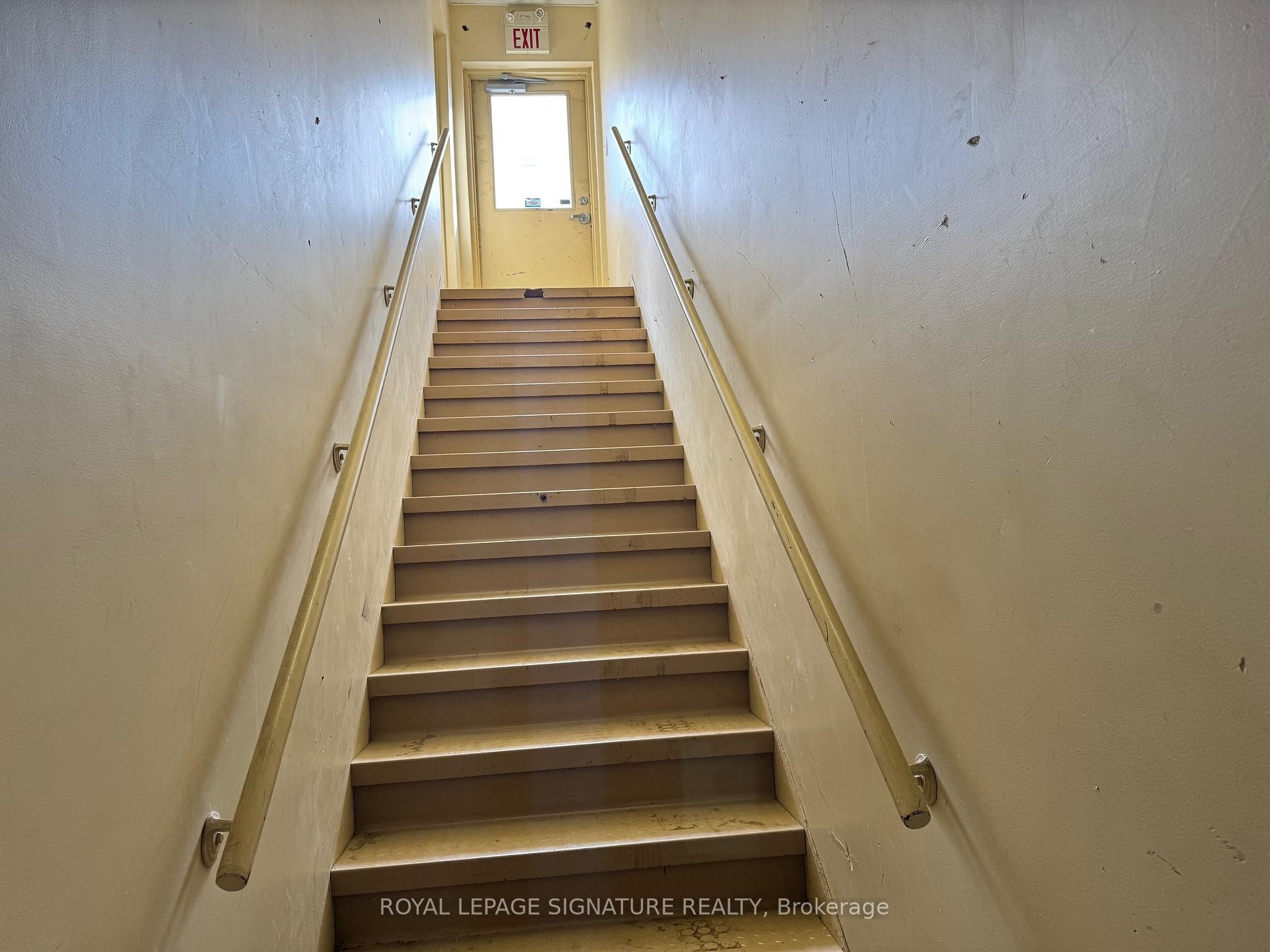 Unit 1B-801 Dundas Street E, Mississauga, ON