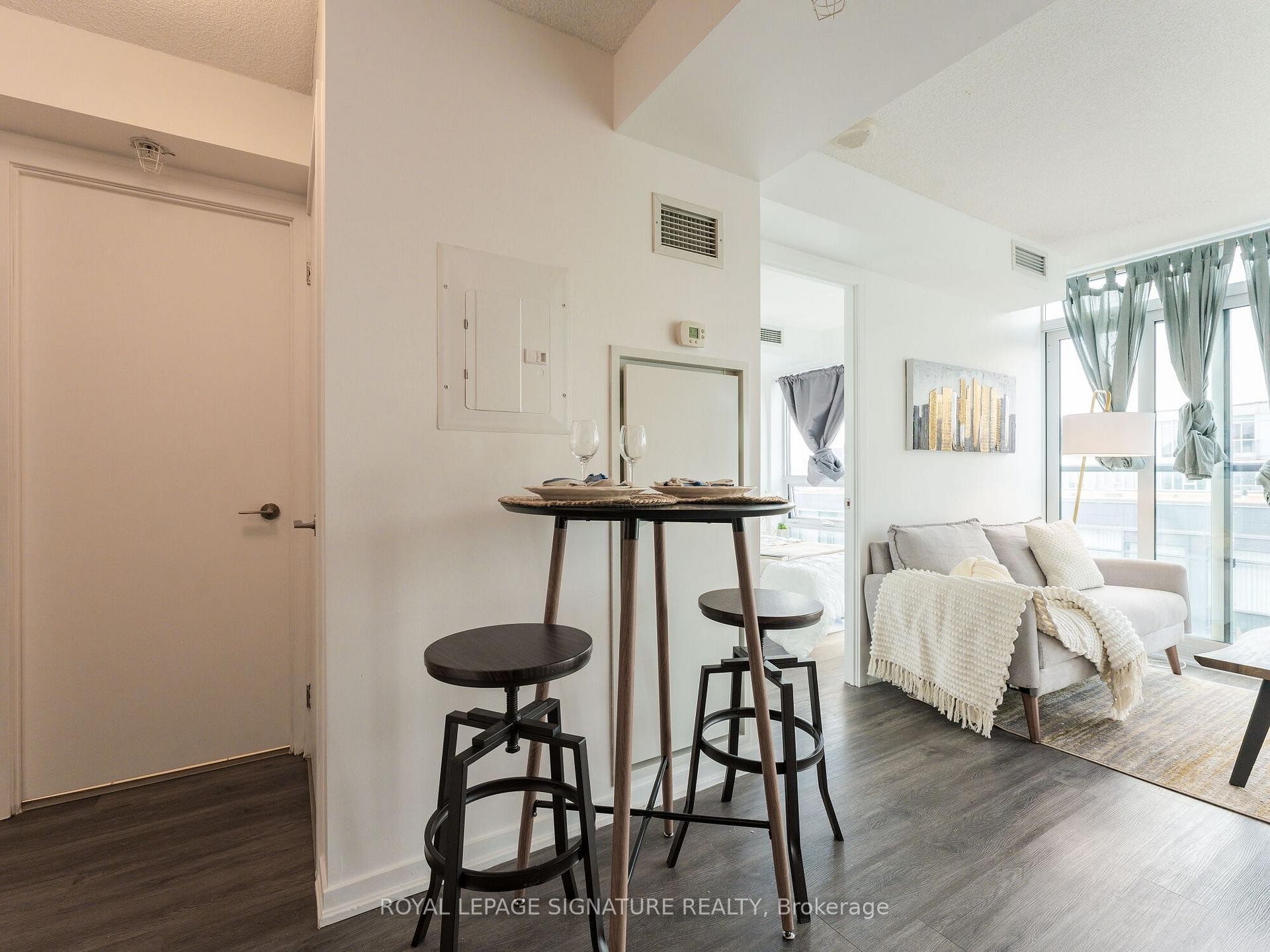 Lph05E-36 Lisgar Street, Toronto, ON - Indoor Photo Showing Other Room