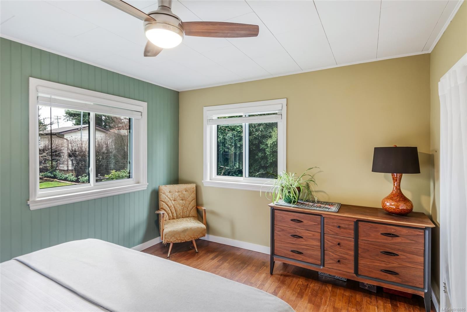 380 Hirst Ave West, Parksville, BC