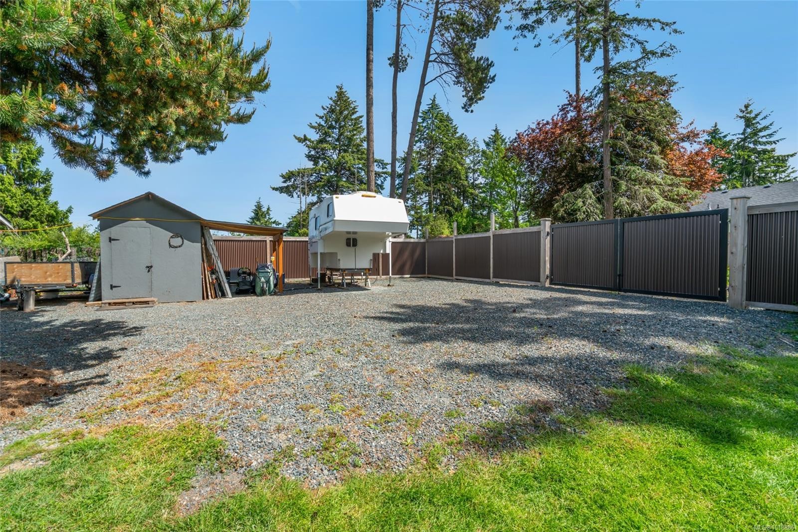 380 Hirst Ave West, Parksville, BC