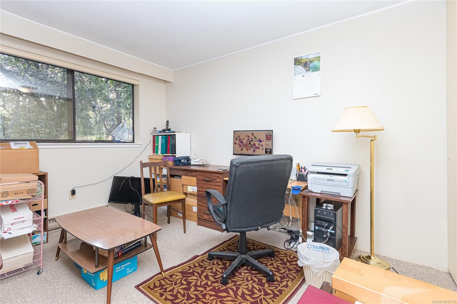 304-1106 Glenora Pl, Saanich, BC - Indoor Photo Showing Office