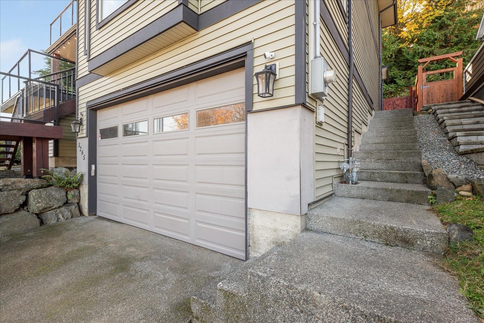 5265 Toms Trnabt, Nanaimo, BC