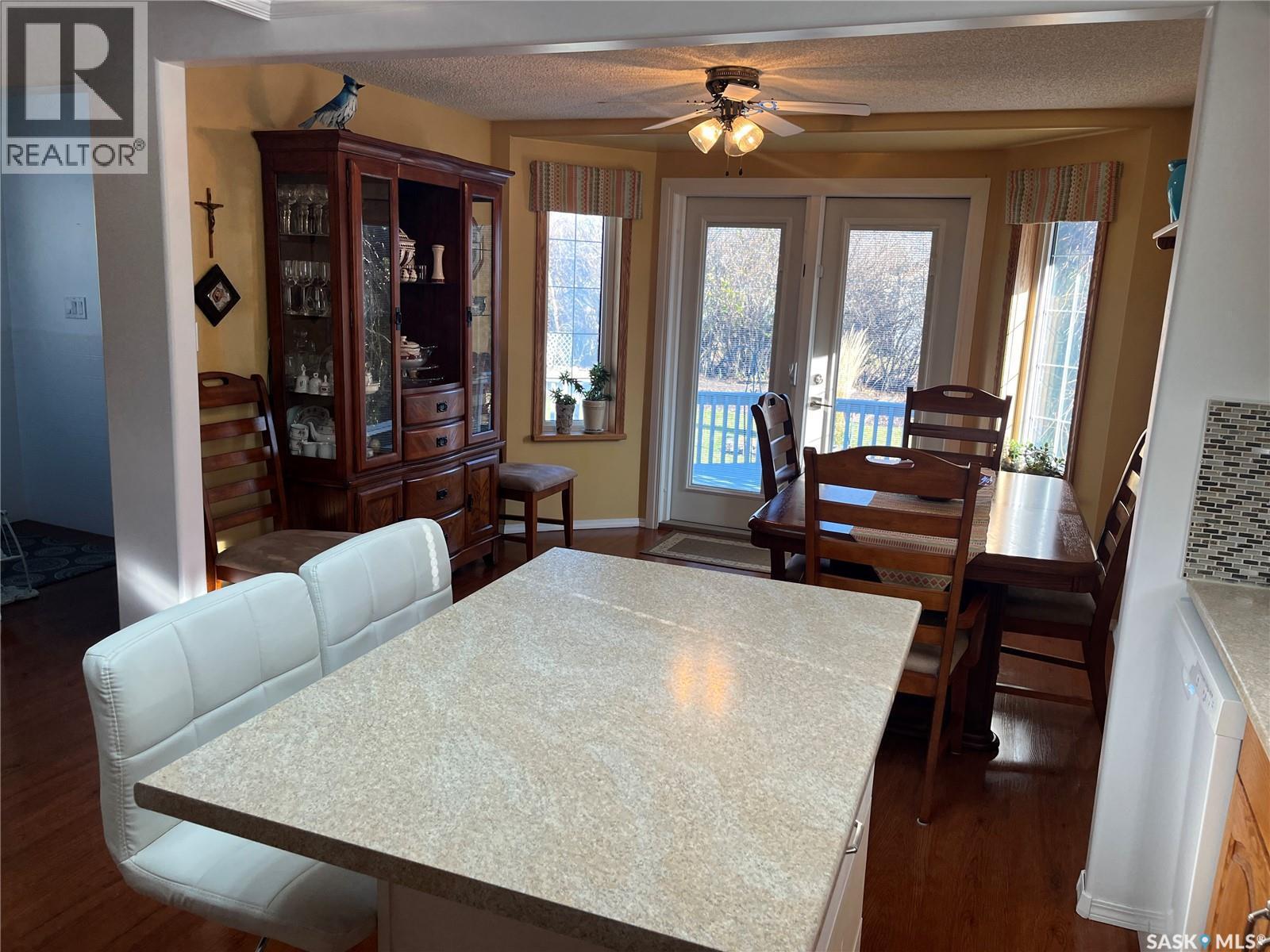 42 7Th Street Ne, Wadena, SK - Indoor Photo Showing Dining Room