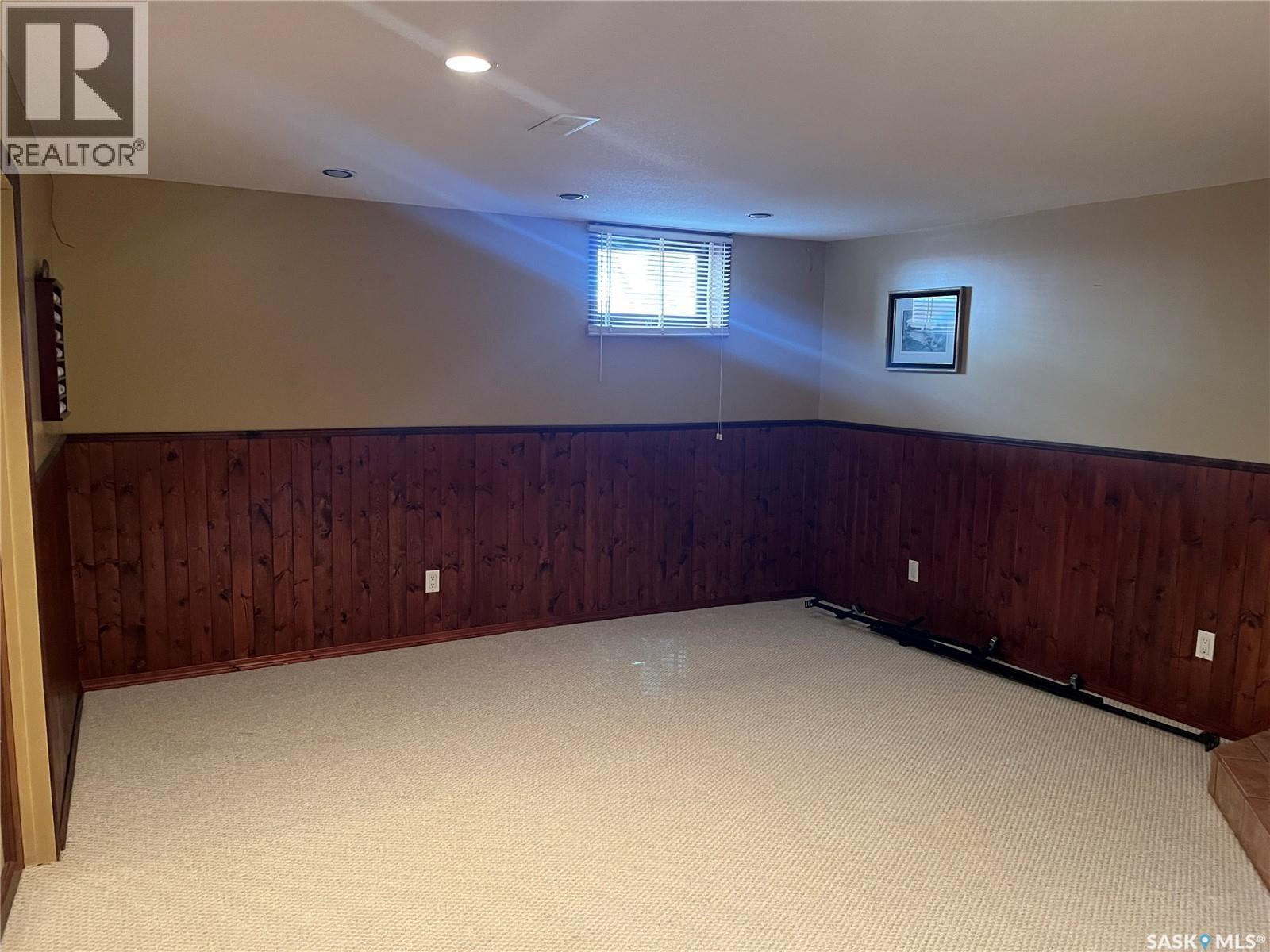 42 7Th Street Ne, Wadena, SK - Indoor