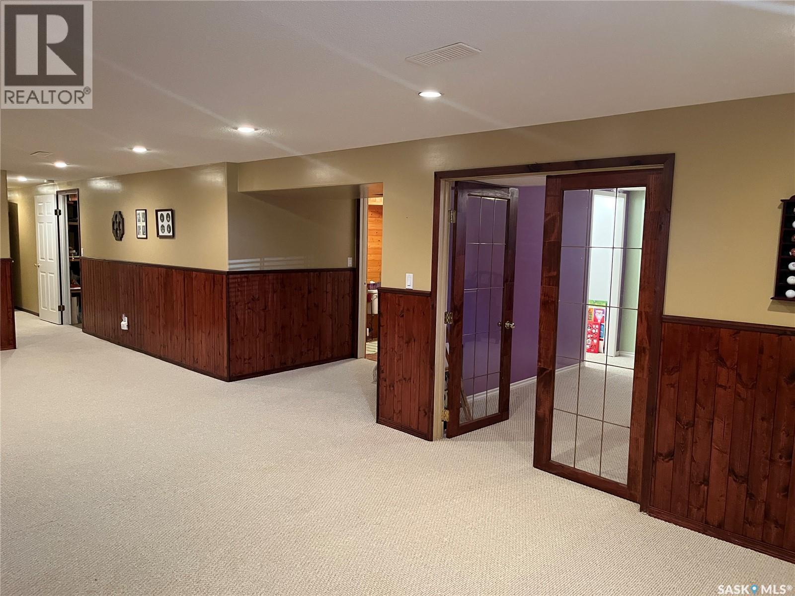 42 7Th Street Ne, Wadena, SK - Indoor