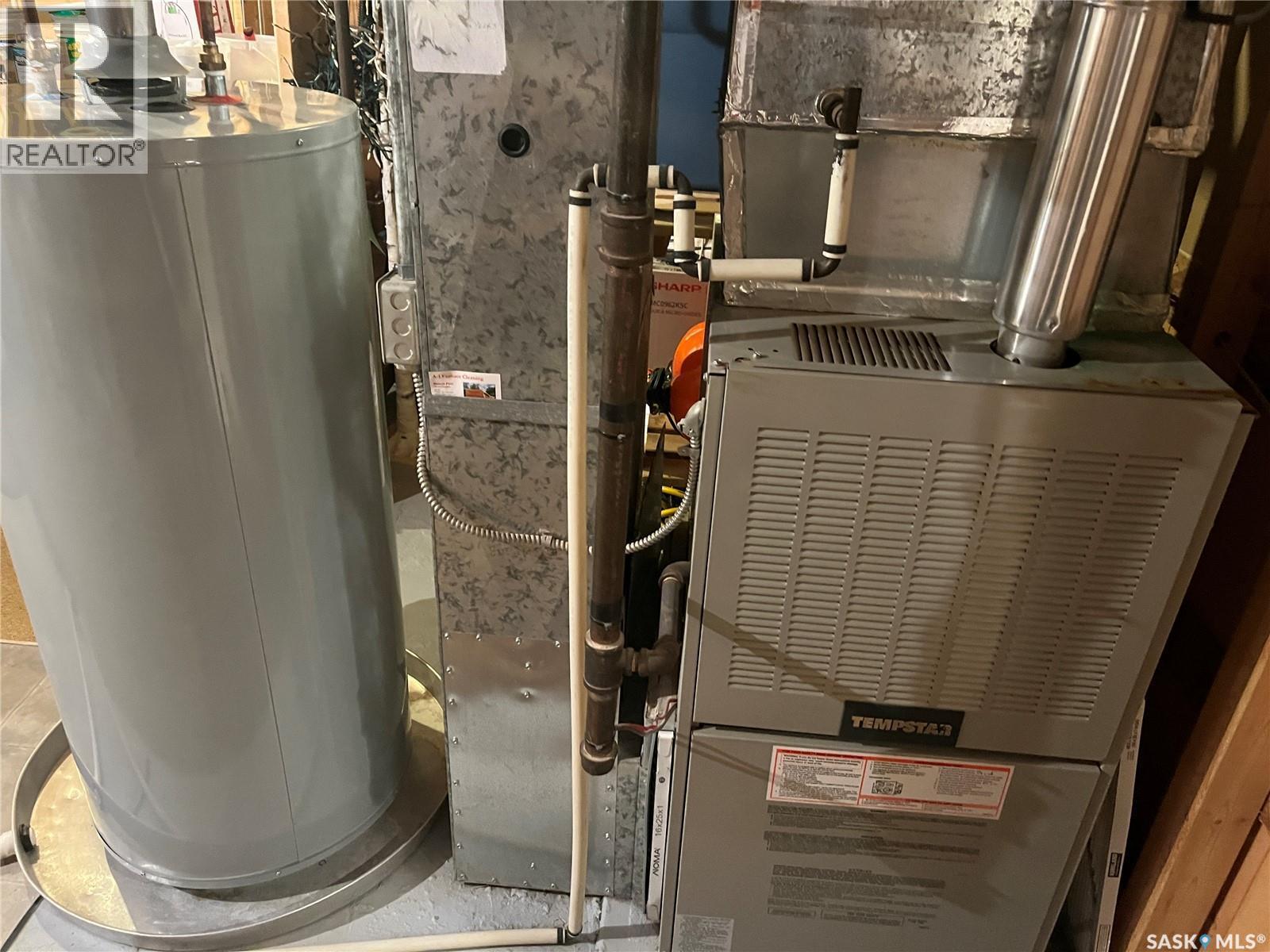 42 7Th Street Ne, Wadena, SK - Indoor Photo Showing Basement