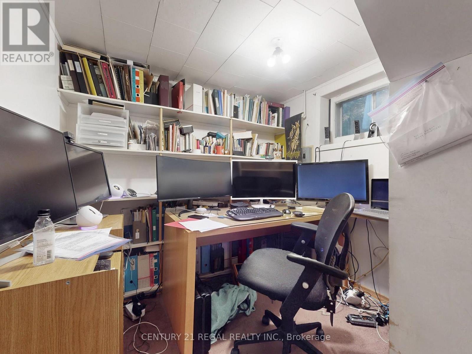 20 West Hill Drive, Toronto, ON - Indoor Photo Showing Office