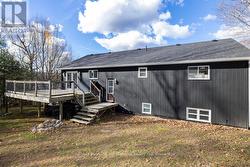 Private sundeck, Rear yard -