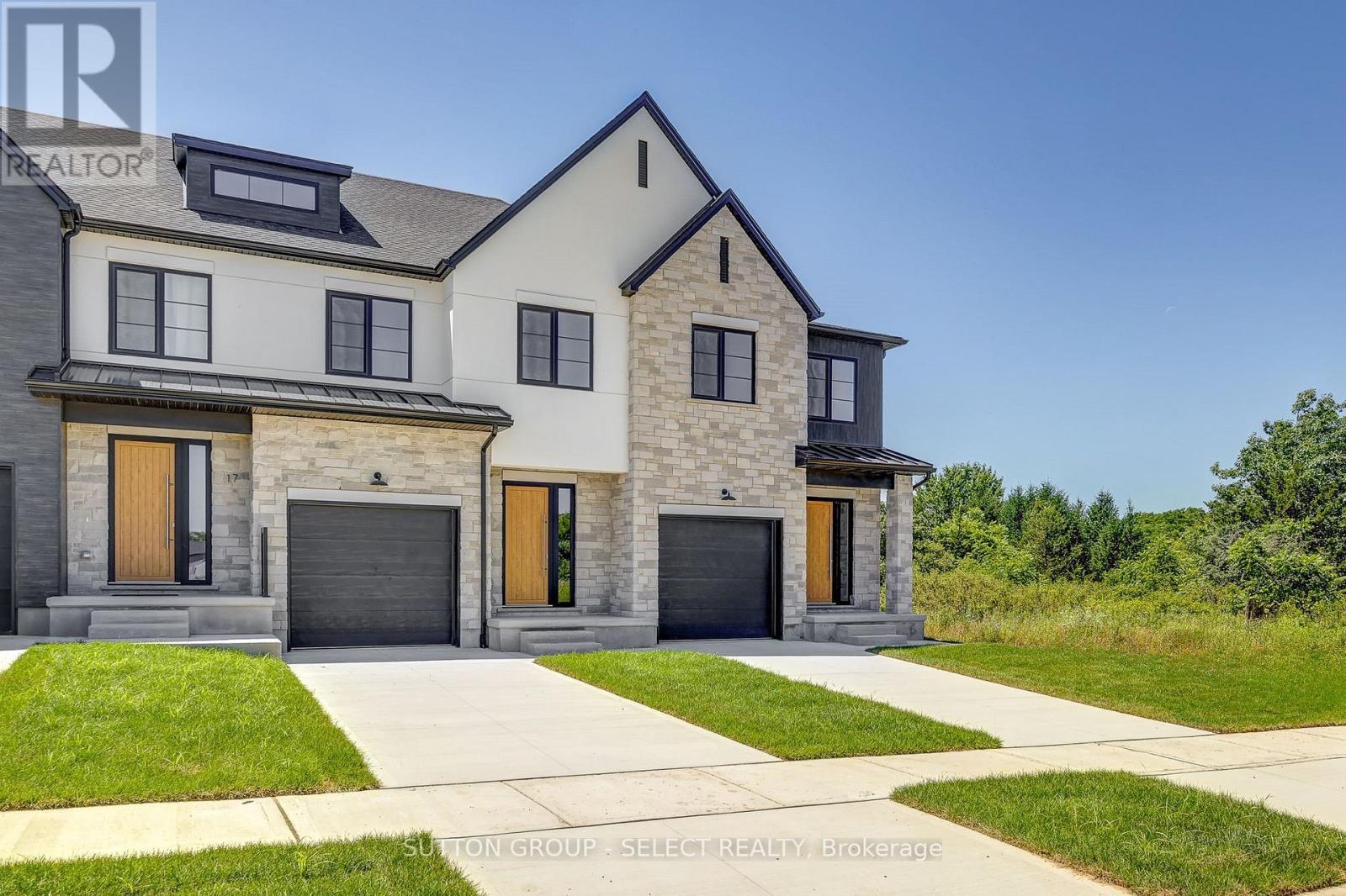 13 Optimist Drive, Southwold, ON - Outdoor With Facade