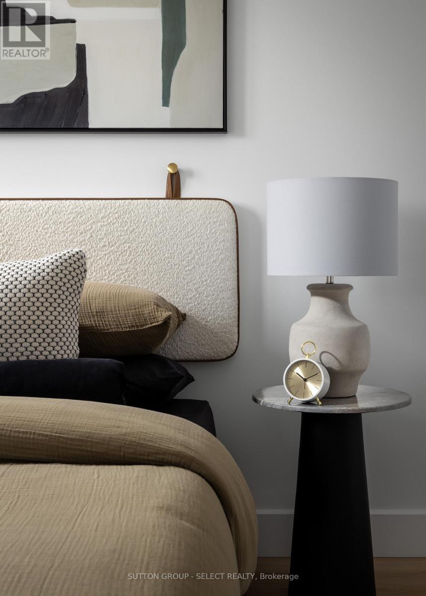 13 Optimist Drive, Southwold, ON - Indoor Photo Showing Other Room