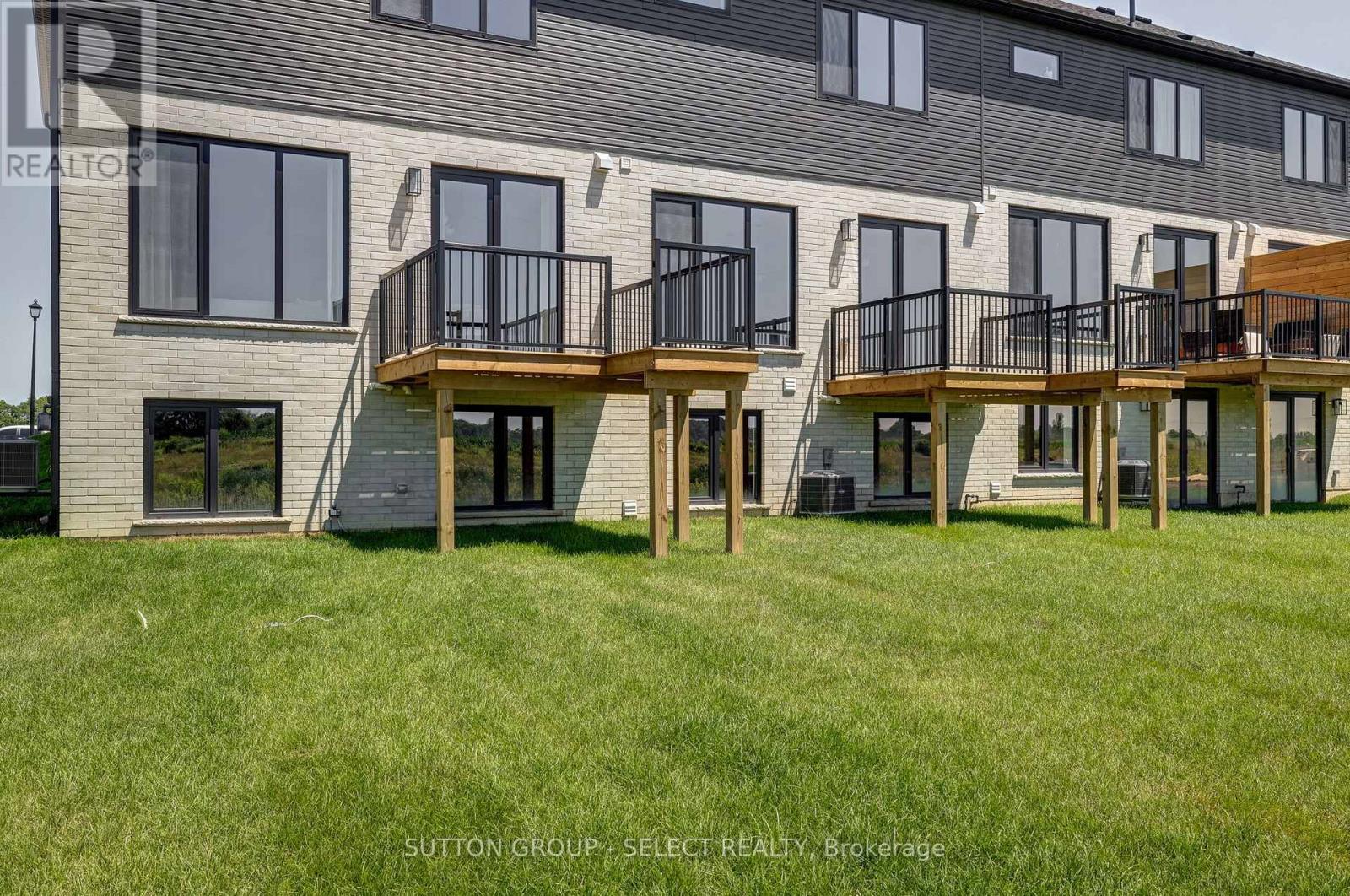 13 Optimist Drive, Southwold, ON - Outdoor With Deck Patio Veranda