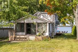 122 BLUE HERON DRIVE Georgina, ON L0E 1N0