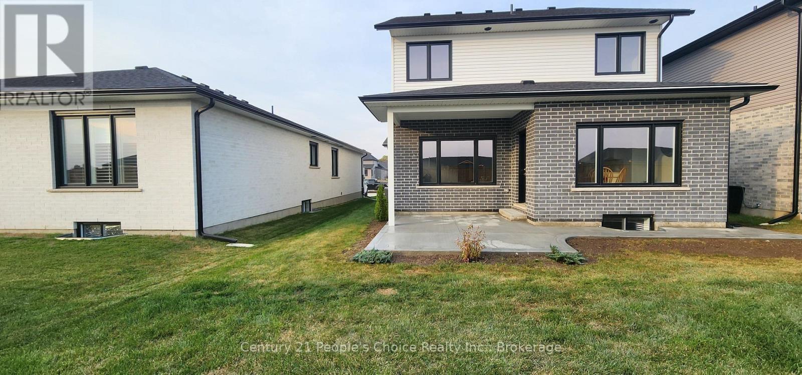 43 Weymouth Street, Woolwich, ON - Outdoor