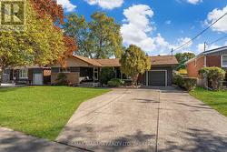 448 BUNTING ROAD St. Catharines (Carlton/Bunting), ON L2M 3Z4