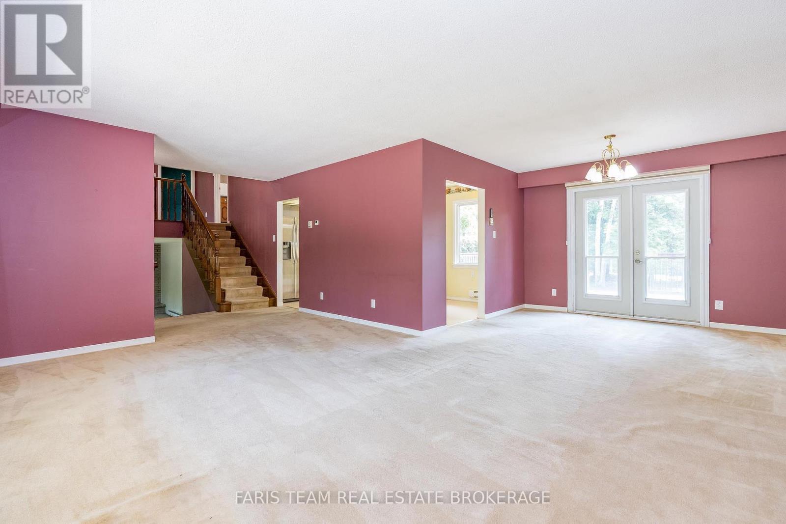 2597 George Johnston Road, Springwater, ON - Indoor Photo Showing Other Room