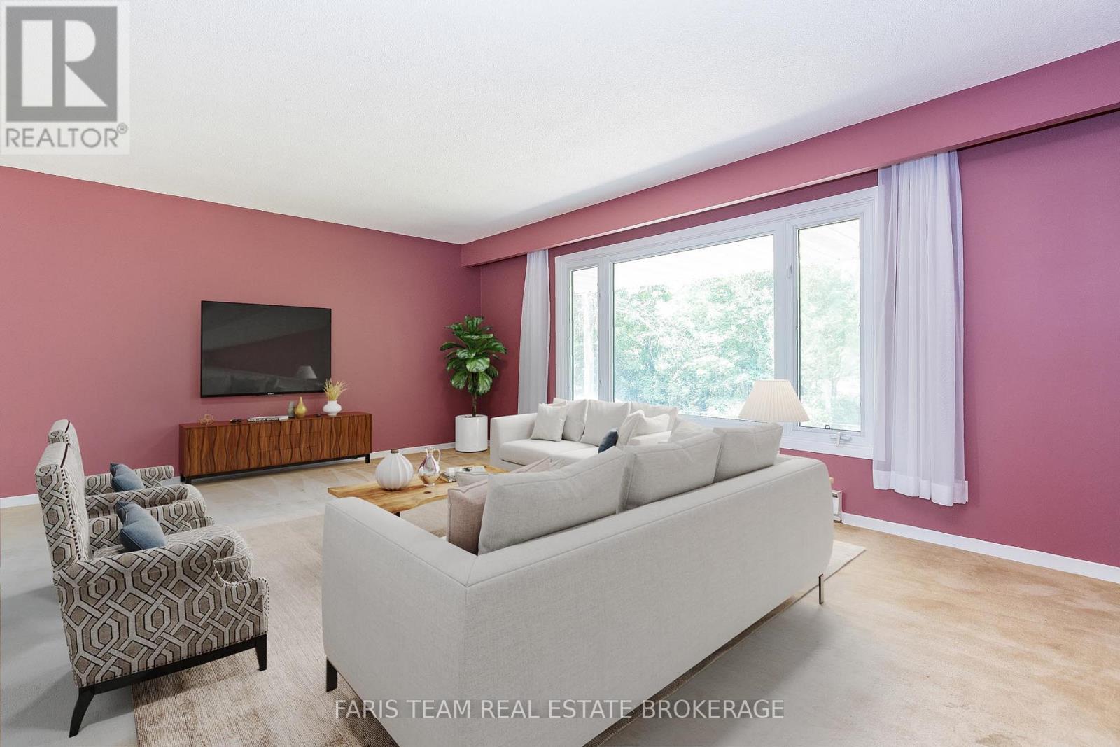 2597 George Johnston Road, Springwater, ON - Indoor Photo Showing Living Room
