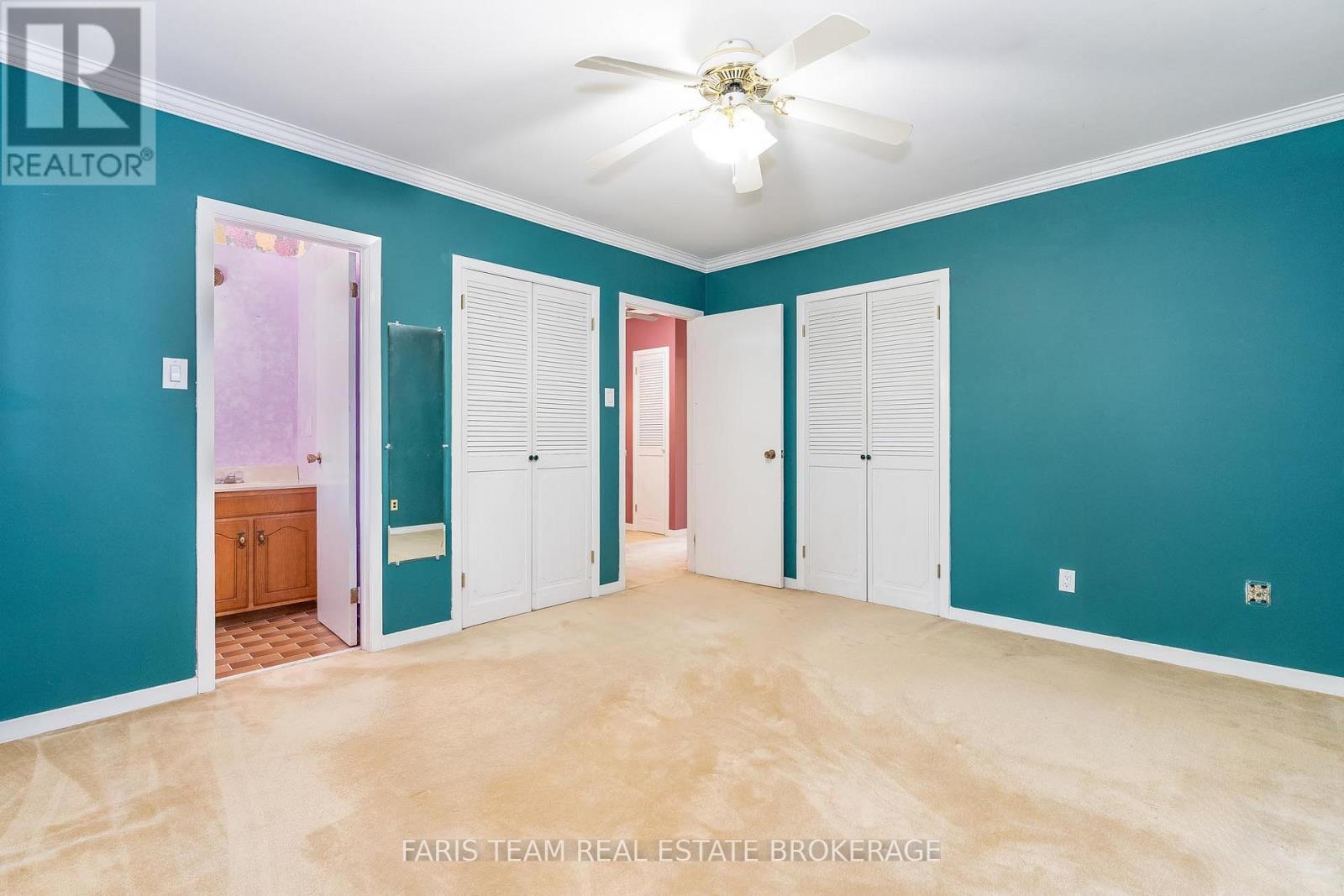 2597 George Johnston Road, Springwater, ON - Indoor Photo Showing Other Room