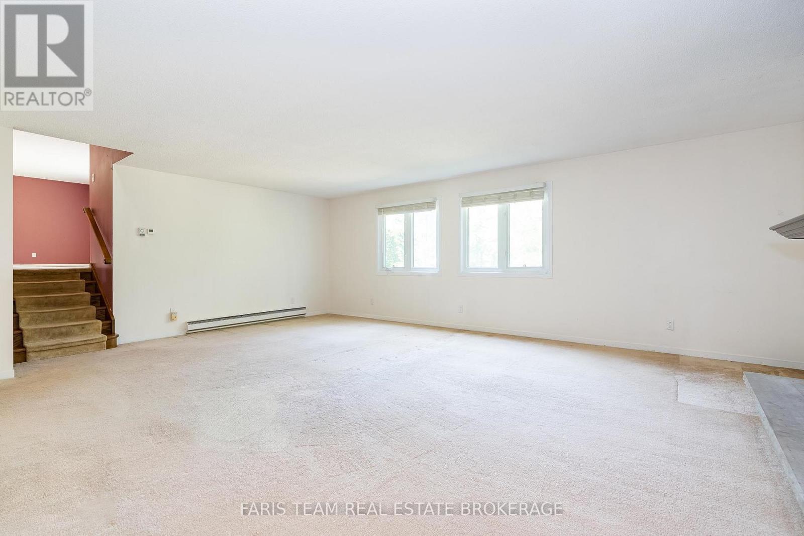 2597 George Johnston Road, Springwater, ON - Indoor Photo Showing Other Room